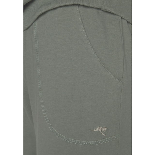 KangaROOS Pyjama, (2 tlg., 1 Stück), mit Slogan-Frontdruck  versandkostenfrei auf