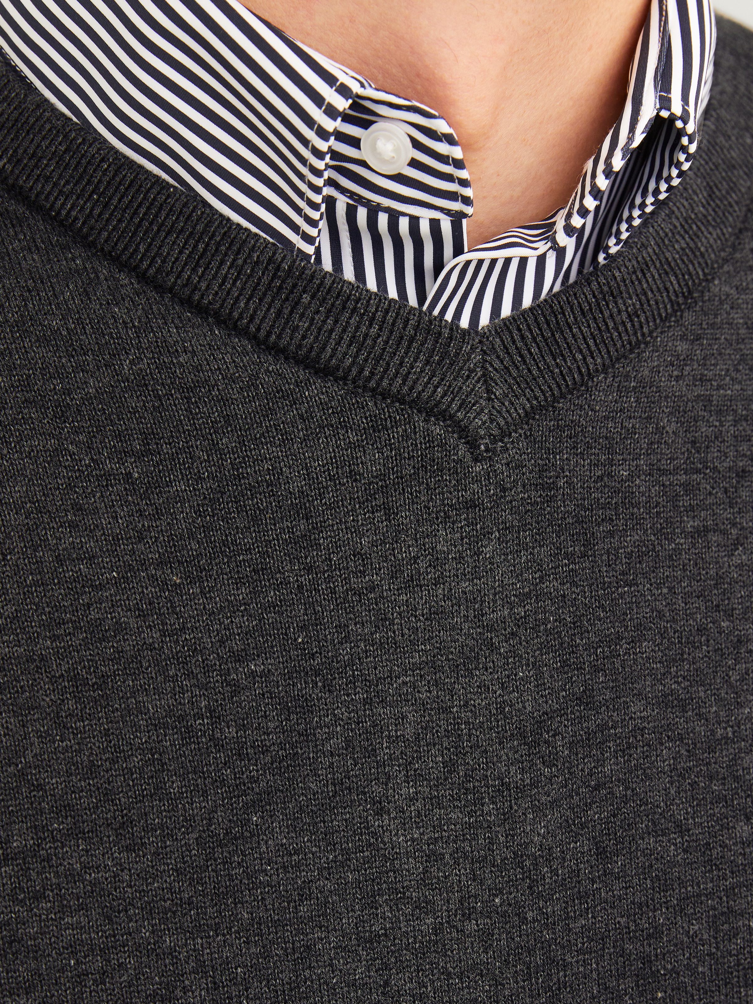 Jack & Jones Pull col V »JJEBASIC mit V-Ausschnitt, ideal für Herbst und Alltag« unifarben, modisch, slim fit, Baumwolle, V-Ausschnitt