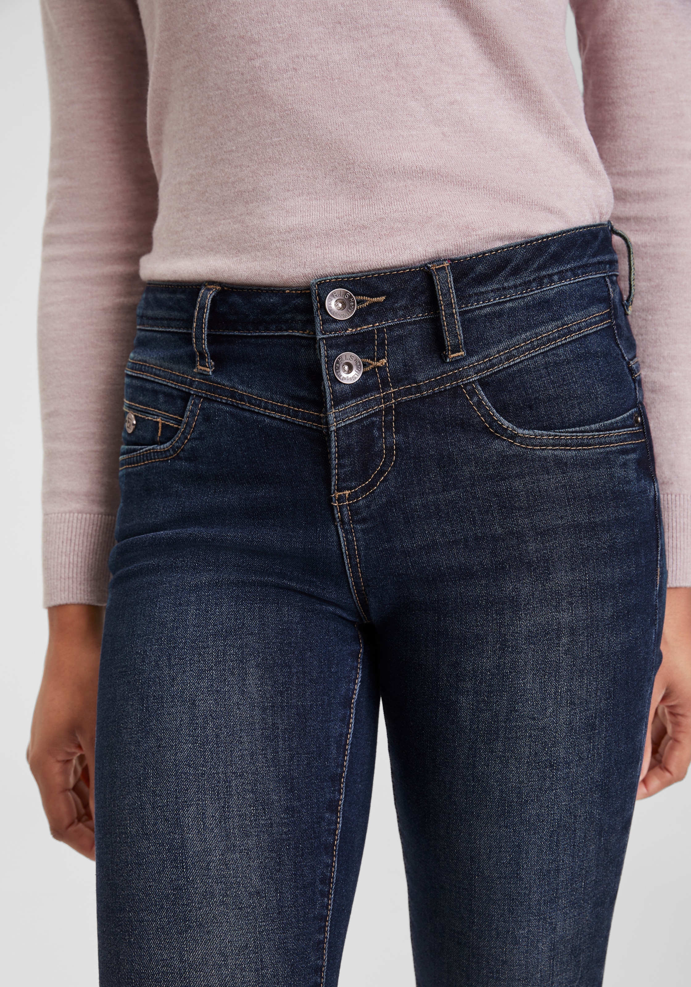 ♕ H.I.S 5-Pocket-Jeans »djunaHS«, ökologische, wassersparende Produktion  durch Ozon Wash versandkostenfrei auf
