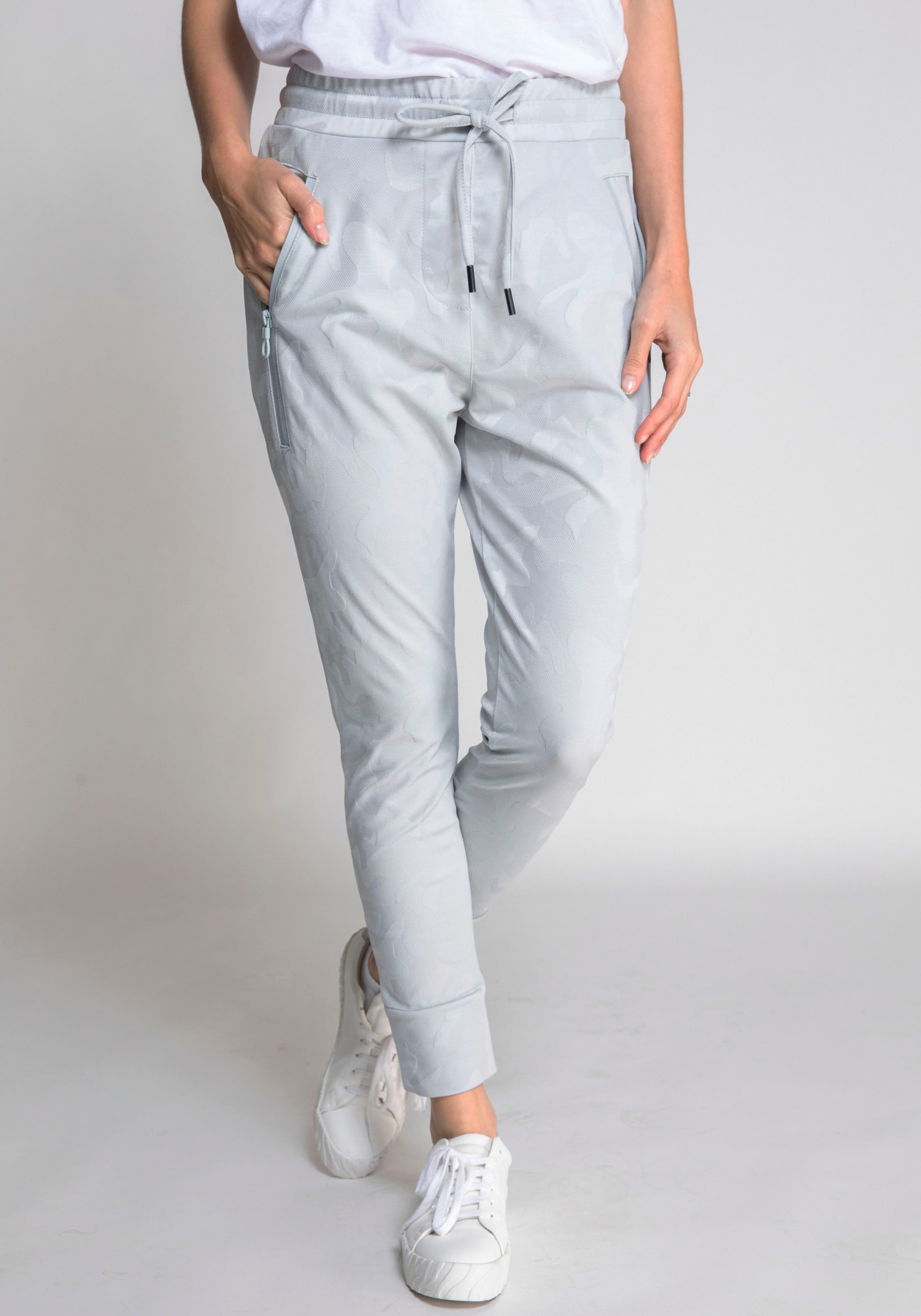 Image of Zhrill Jogger Pants »FABIA«, lässige Slim-Fit Jogginghose bei Ackermann Versand Schweiz