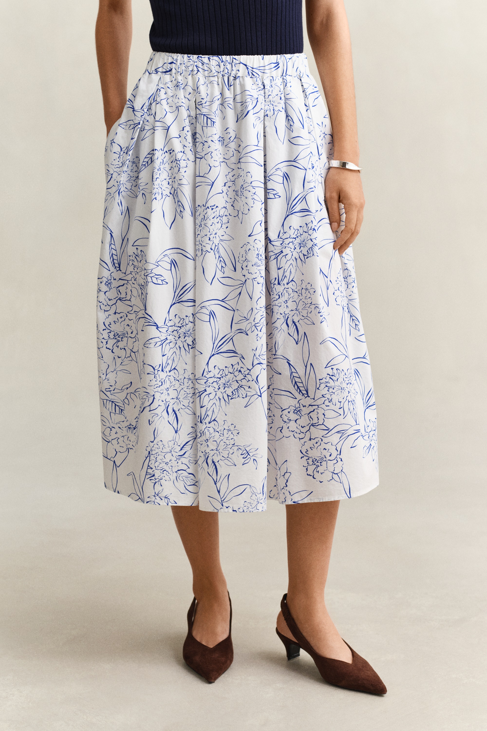 Image of Gant Midirock "FLORAL PRINT PULL ON SKIRT" geblümt, mittlere Leibhöhe