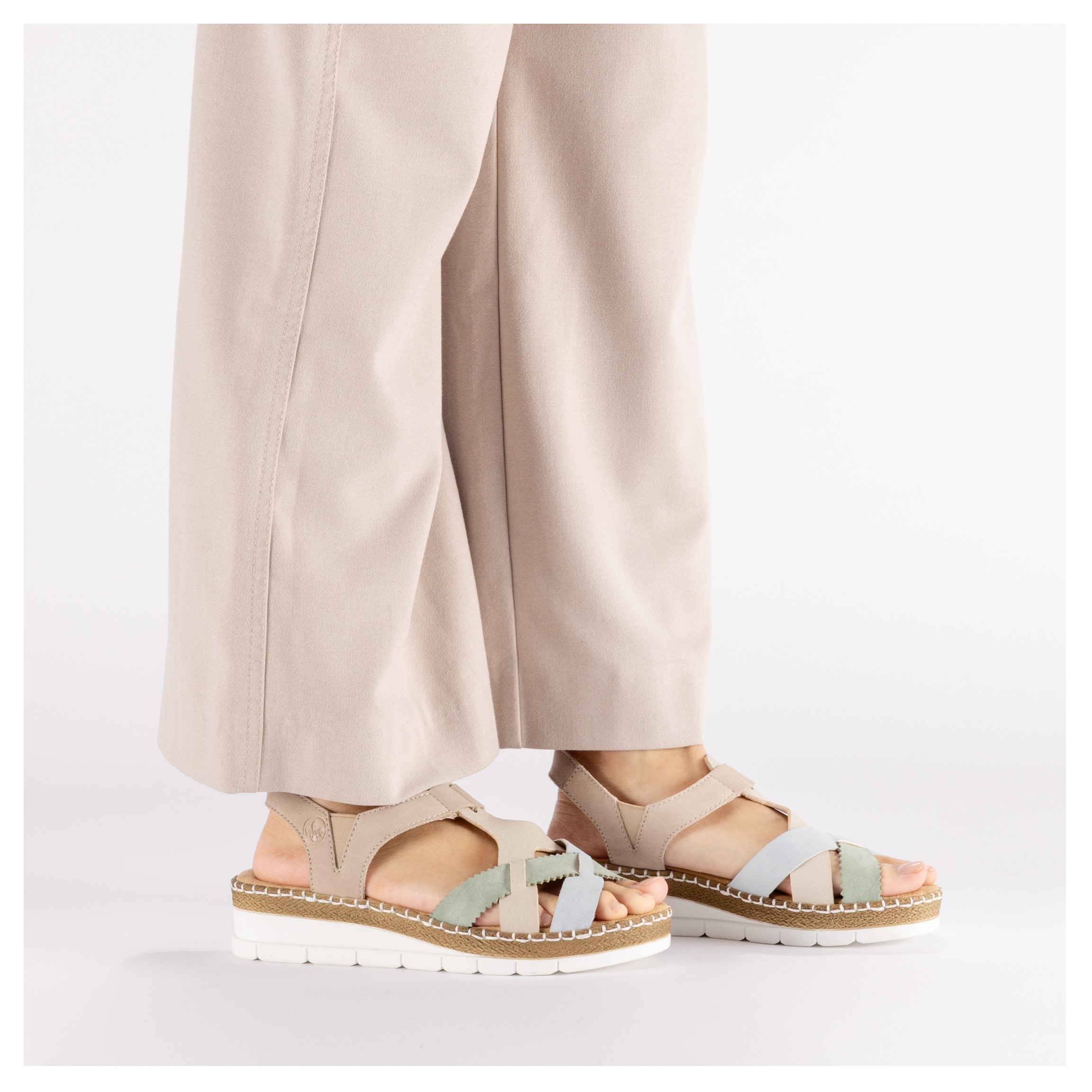 Rieker Sandale  chaussure d'été, sandale compensée, chaussure à enfiler avec élastique