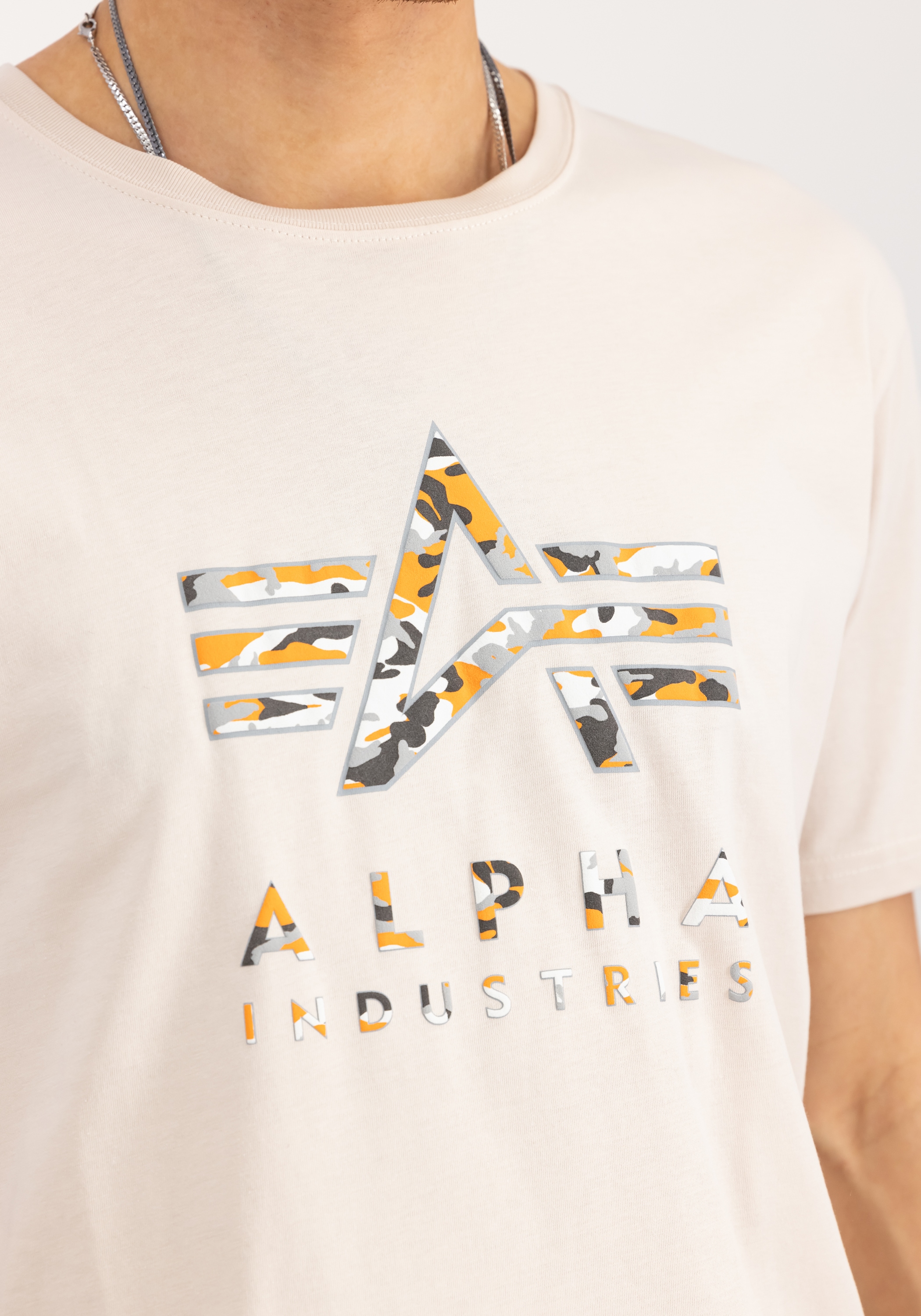 Alpha Industries T-Shirt »Camo Puff Print T-Shirt«