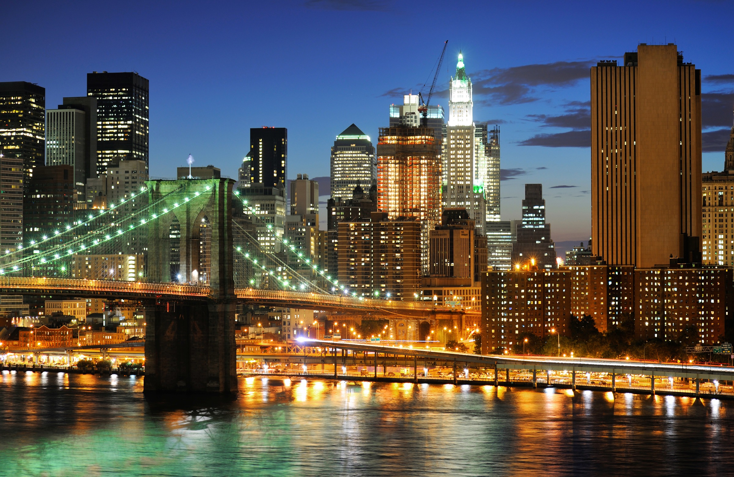 Image of Papermoon Fototapete »BROOKLYN BRIDGE-NEW YORK CITY MANHATTAN TIMES SQUARE«, Vliestapete, hochwertiger Digitaldruck, inklusive Kleister bei Ackermann Versand Schweiz