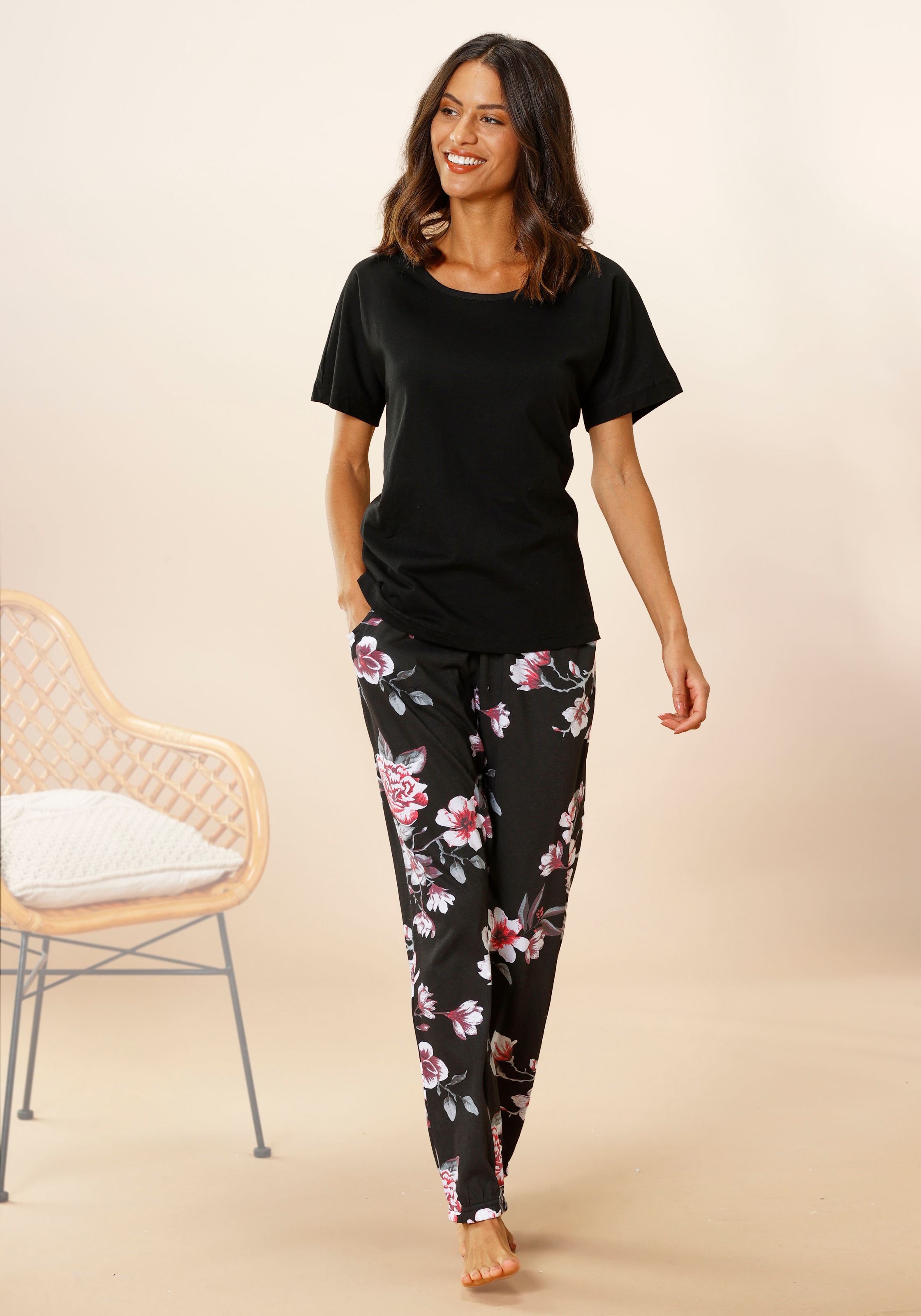 Image of Vivance Dreams Pyjama Set, 2 mit Blumendruck
