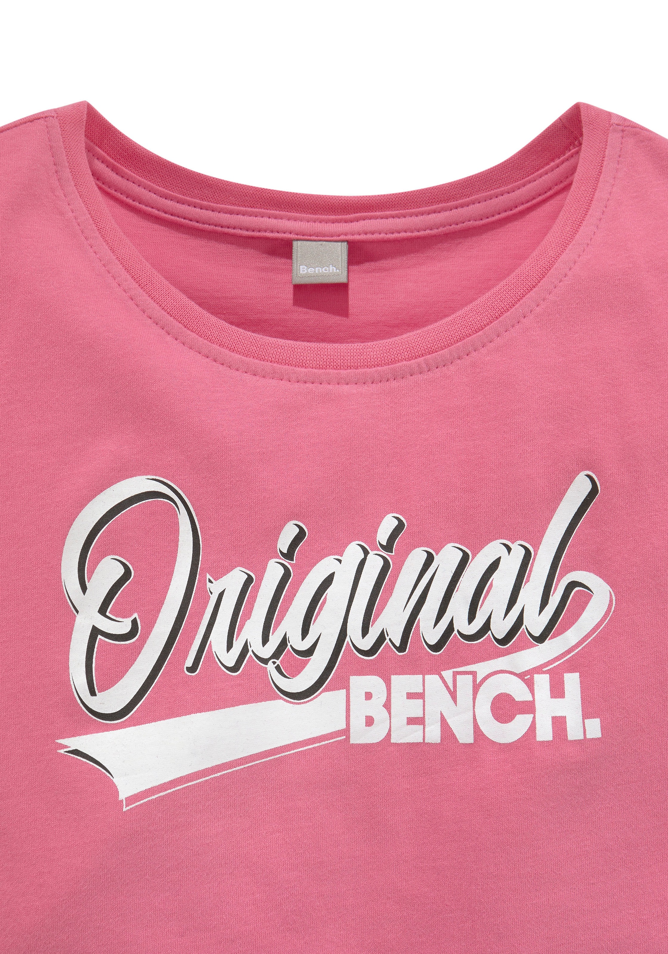 ✌ Bench. T-Shirt, locker geschnitten Acheter en ligne