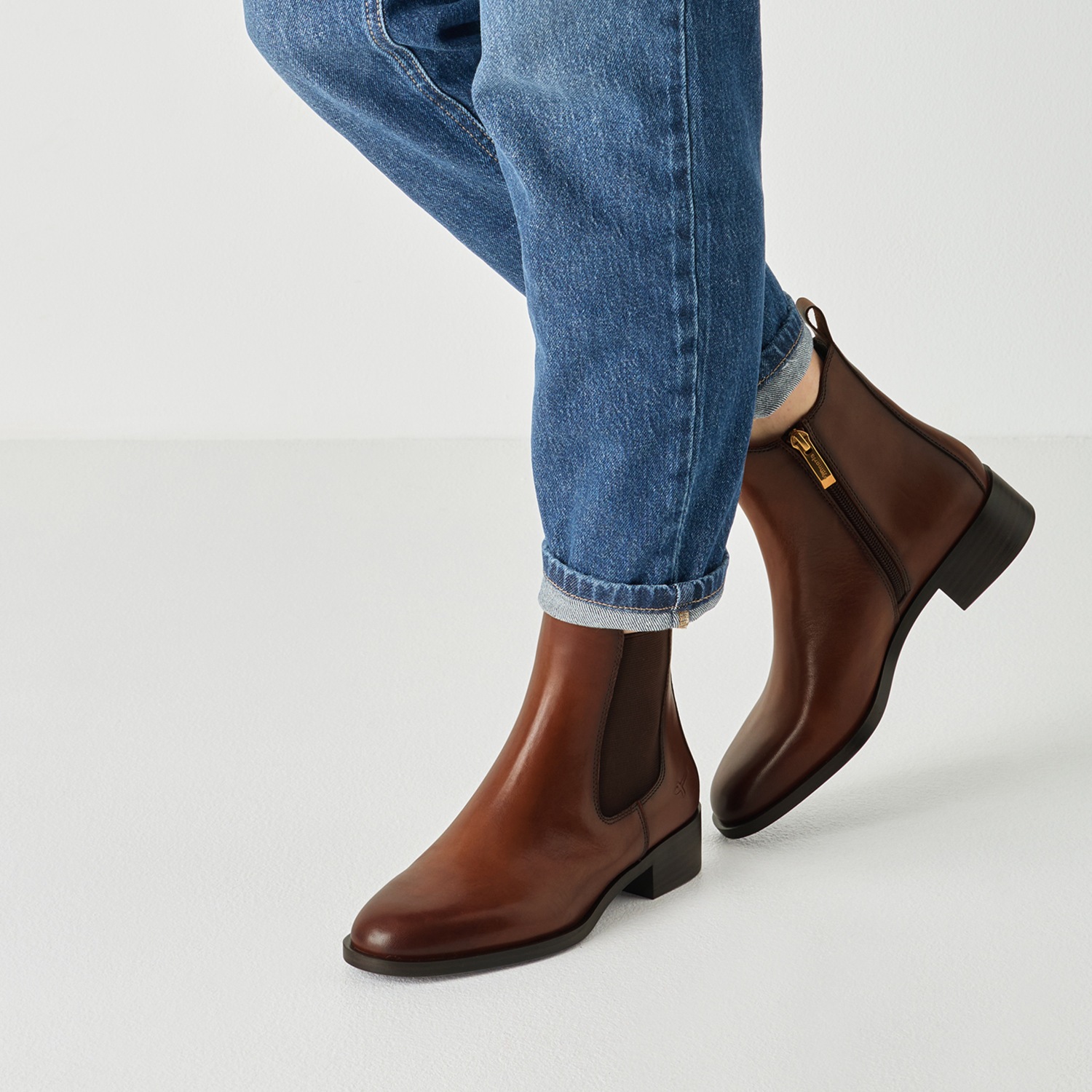 Tamaris Chelseaboots  Blockabsatz, Stiefelette mit praktischem Innenreissverschluss
