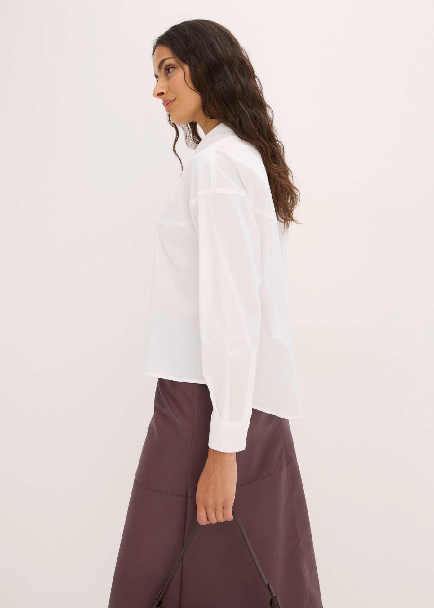 bonprix Langarmbluse locker geschnittene Hemdbluse, in Hüftlänge, Loose Fit, mit Langarm