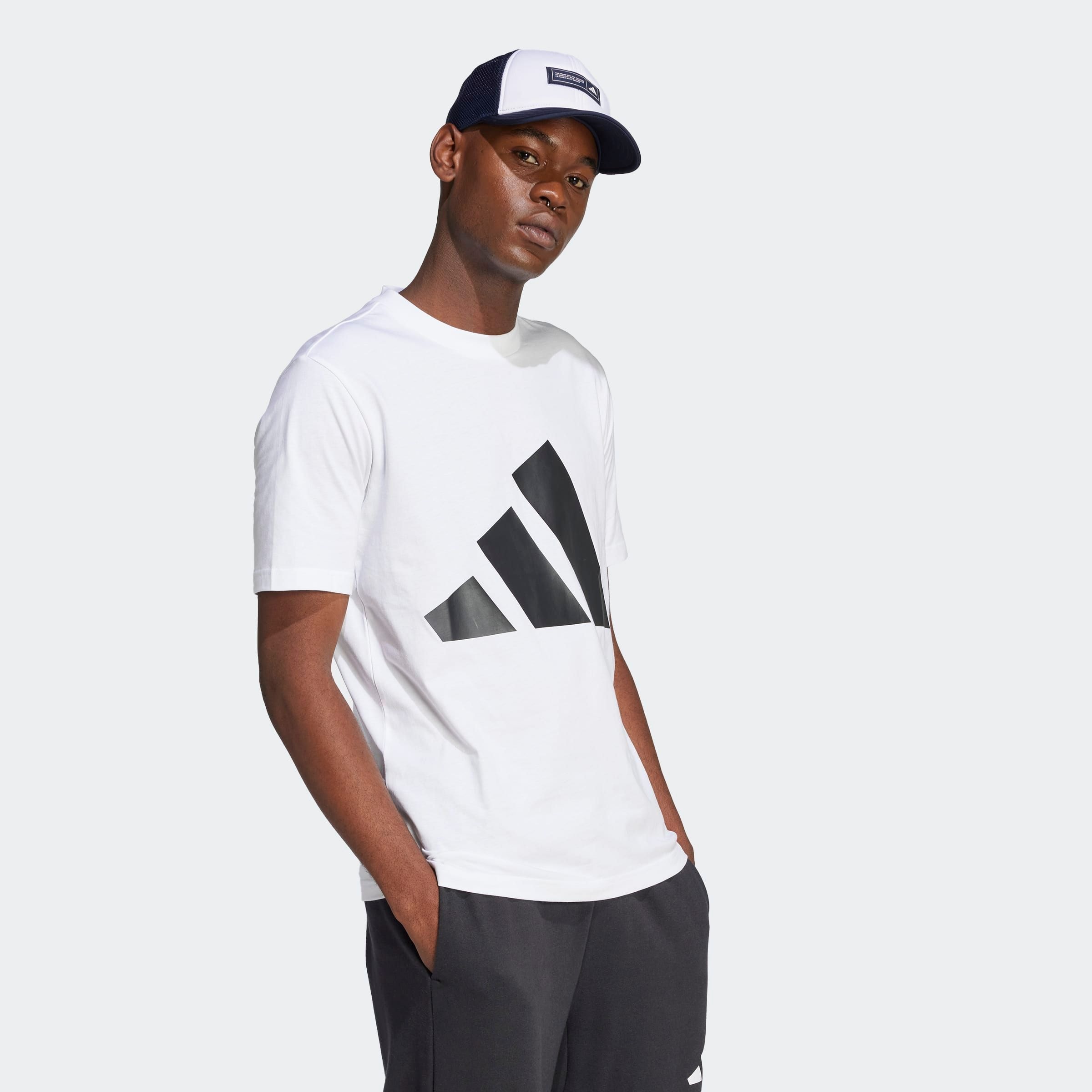 Image of adidas Sportswear T-Shirt "ESSENTIALS BIG LOGO" klassische Silhouette, mit Rundhalsausschnitt