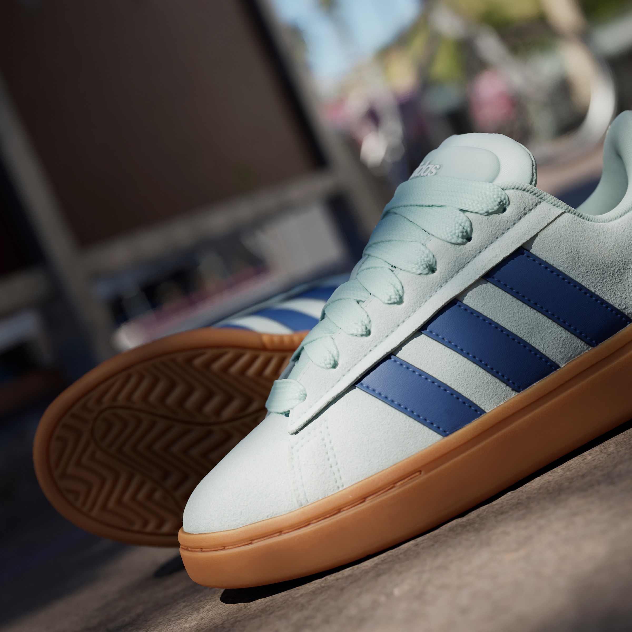 adidas Sportswear Sneaker »GRAND COURT ALPHA«, Design inspiriert vom adidas Campus 00