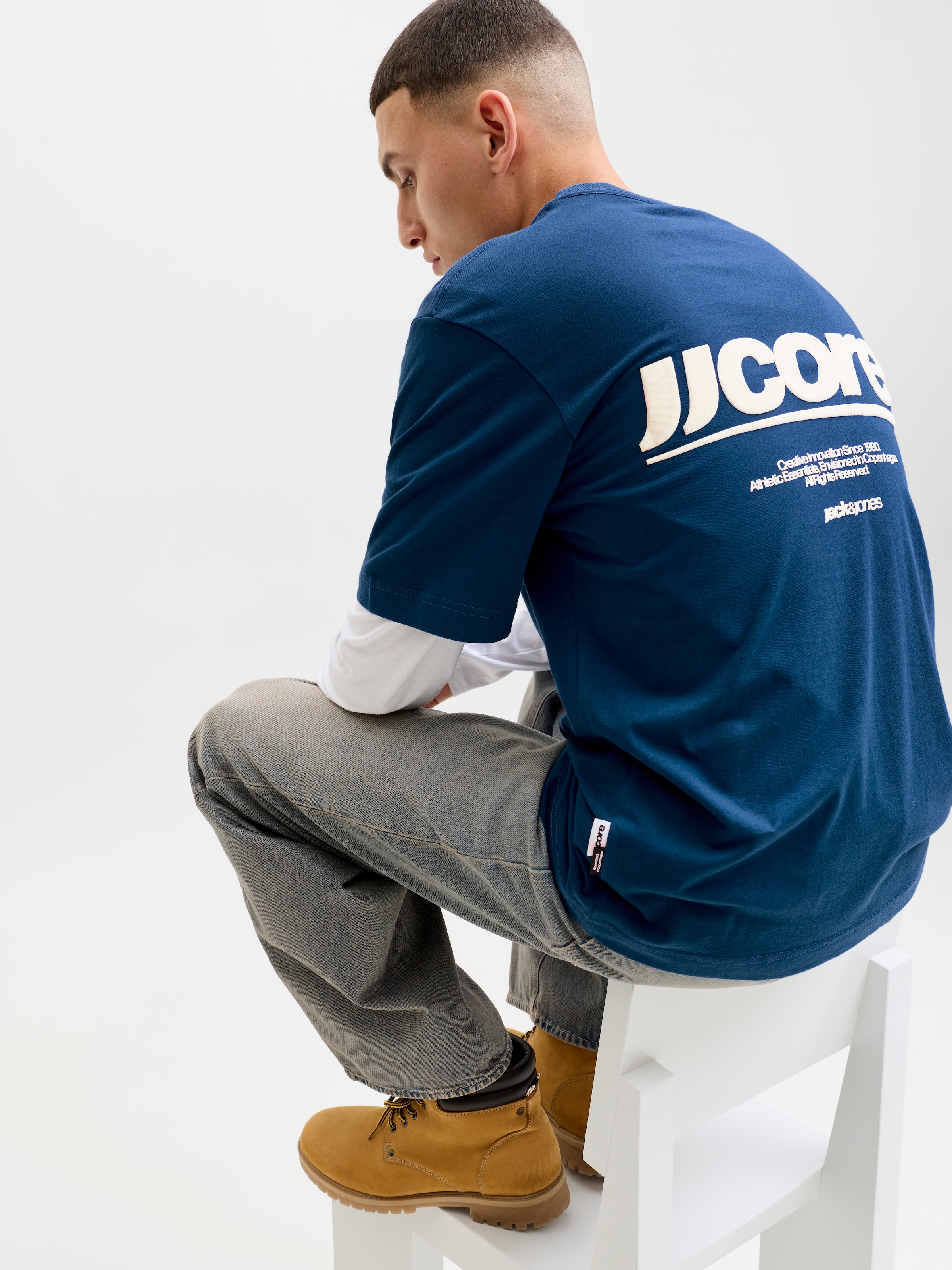Image of Jack & Jones T-Shirt "JCOCLUB BACK TEXT PRNT TEE SS CREW SN" mit Print