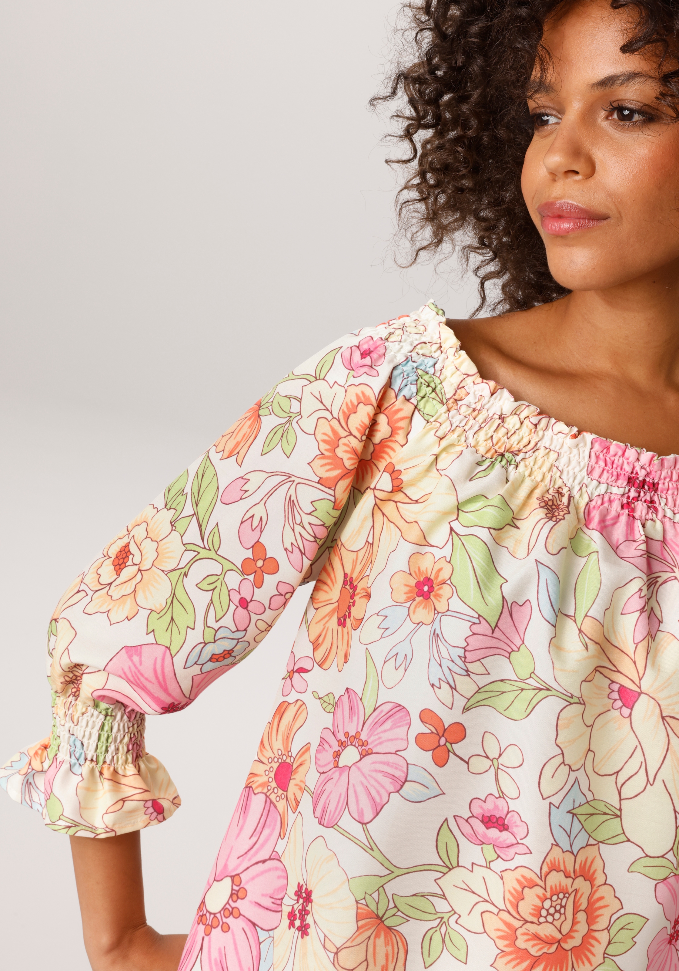 Aniston CASUAL Schlupfbluse mit grossflächigem, pastellfarbenen Blumendruck - NEUE KOLLEKTION