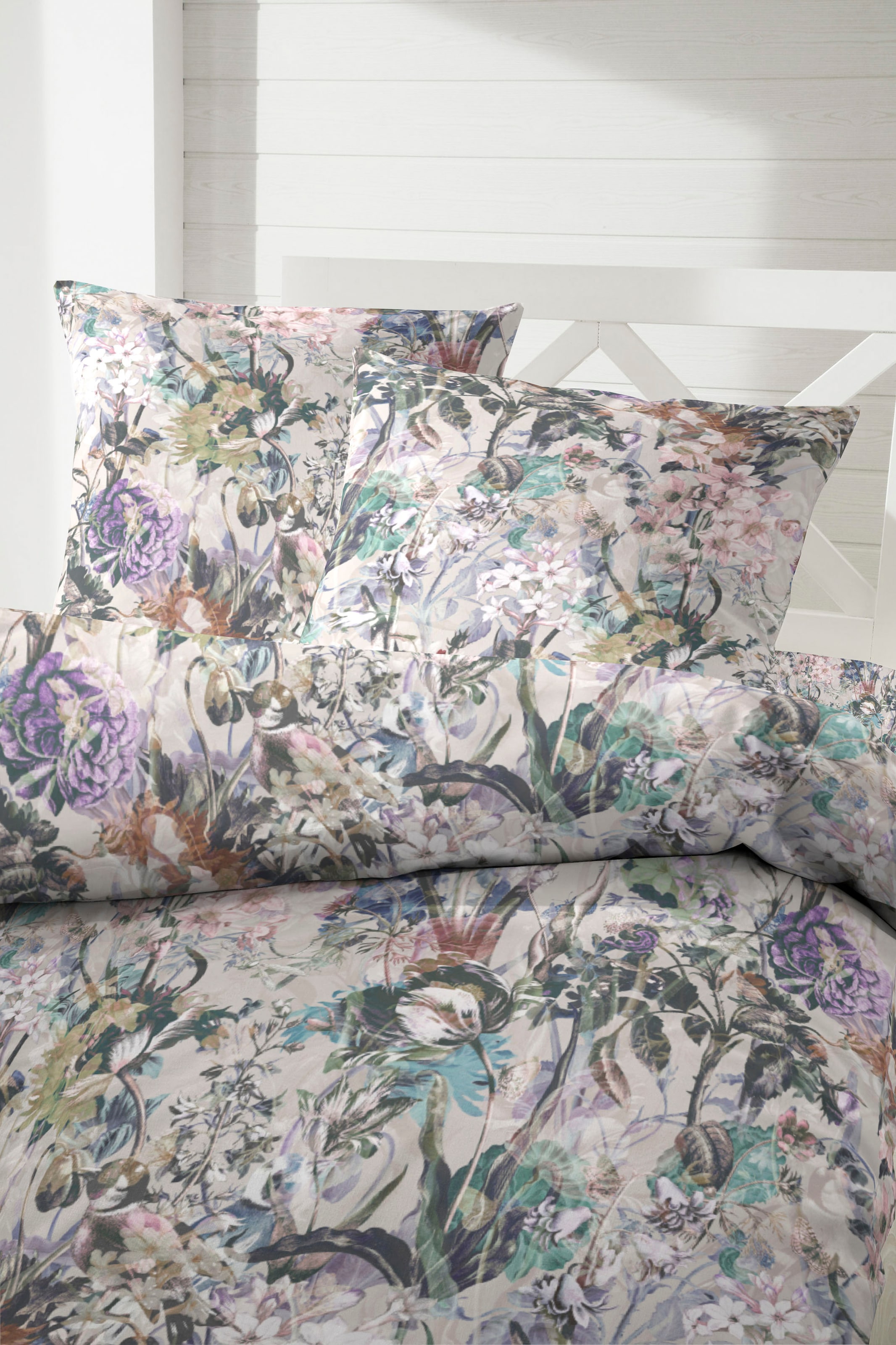 Primera Bettwäsche »Mako-Satin Bettwäsche Levin«, mit extravaganten Blumen-Prints