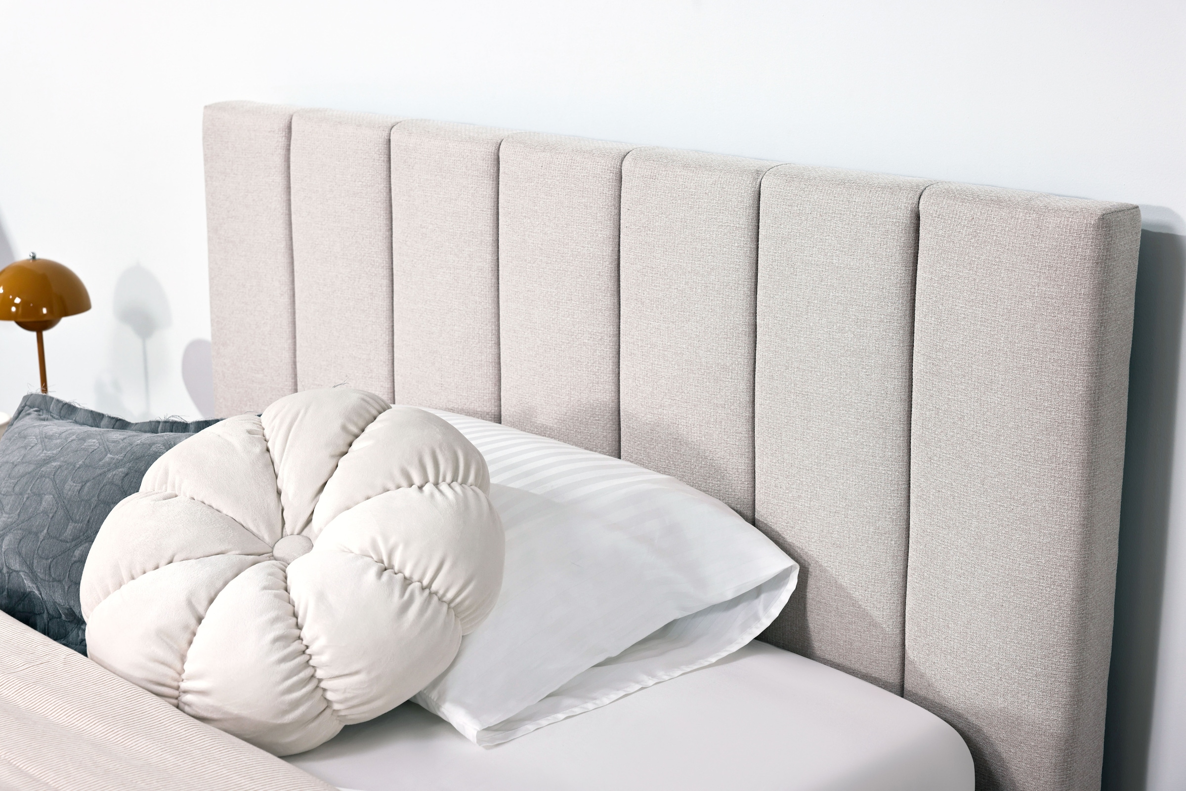 Home affaire Lit rembourré »MANTEIGAS, Familienbett mit hochwertigem Strukturstoff« surface de couchage 120x200 et 240x200 cm, sans sommier à lattes ni matelas