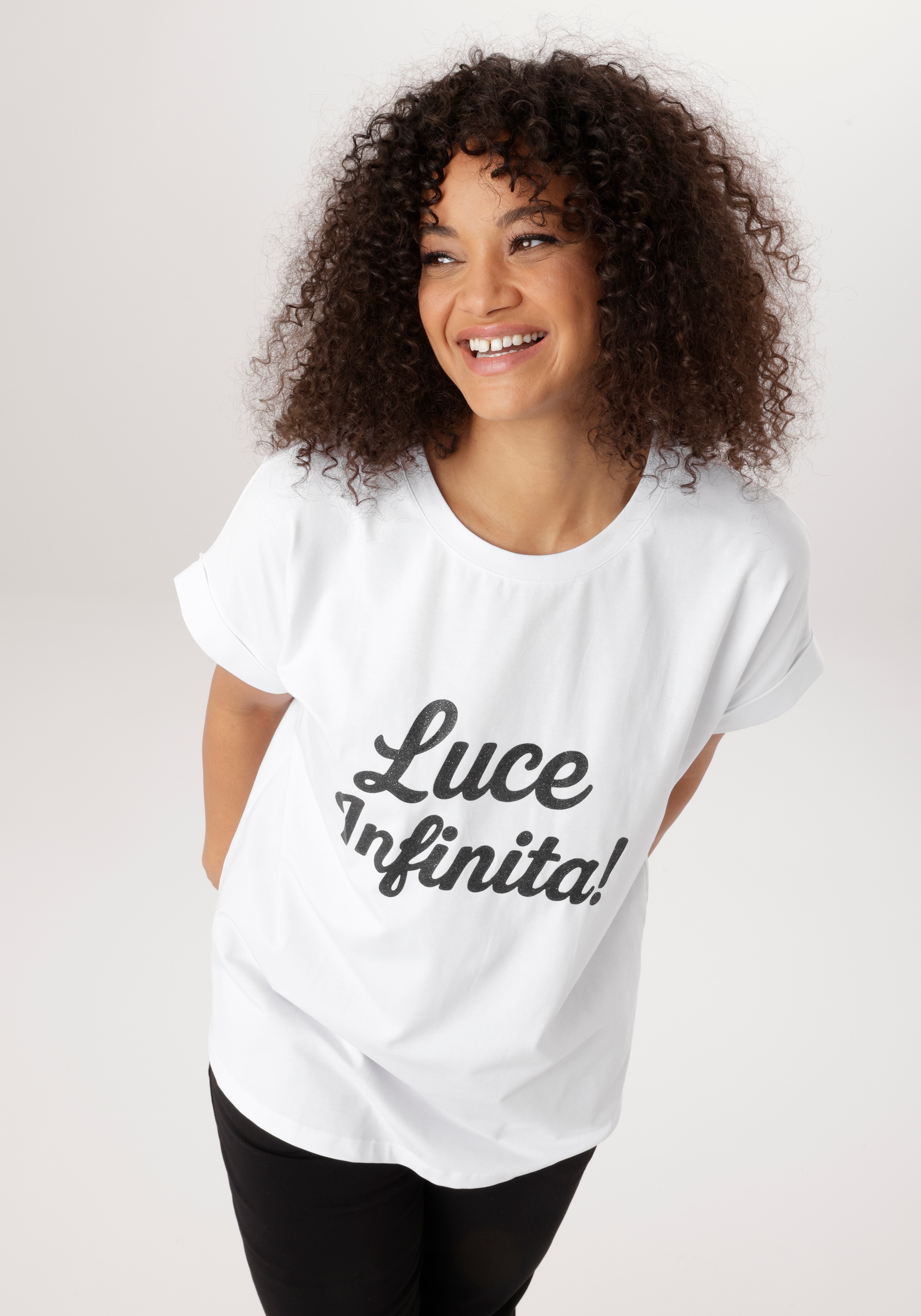 Image of Aniston PLUS T-Shirt mit schwarzen Glitzer Schriftzug - NEUE KOLLEKTION