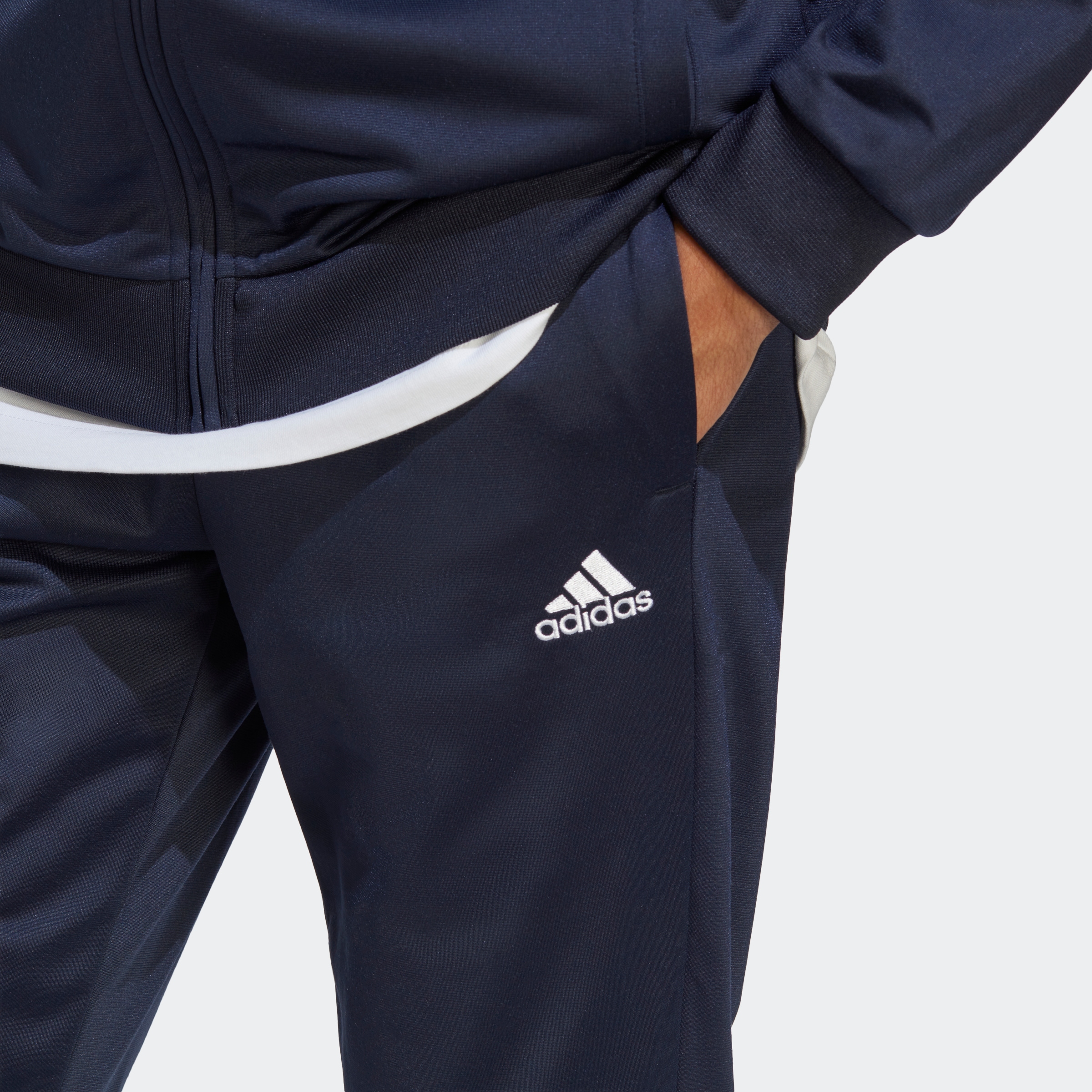 adidas Sportswear Trainingsanzug »LINEAR LOGO TRICOT«, (2 tlg.)