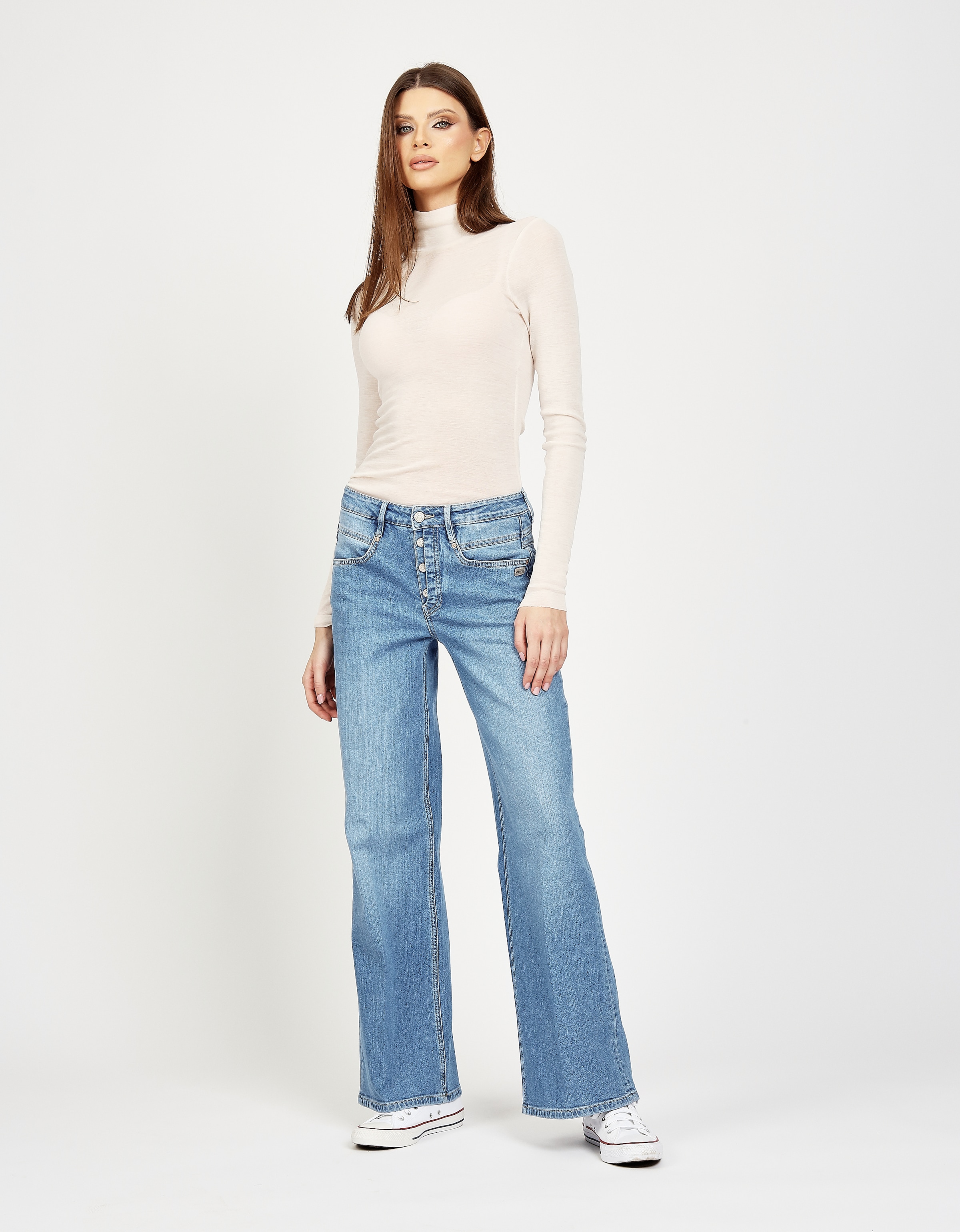 GANG Weite Jeans »94MEDINA WIDE«, mit Knopfverschluss - angelehnt an die Amelie Wide