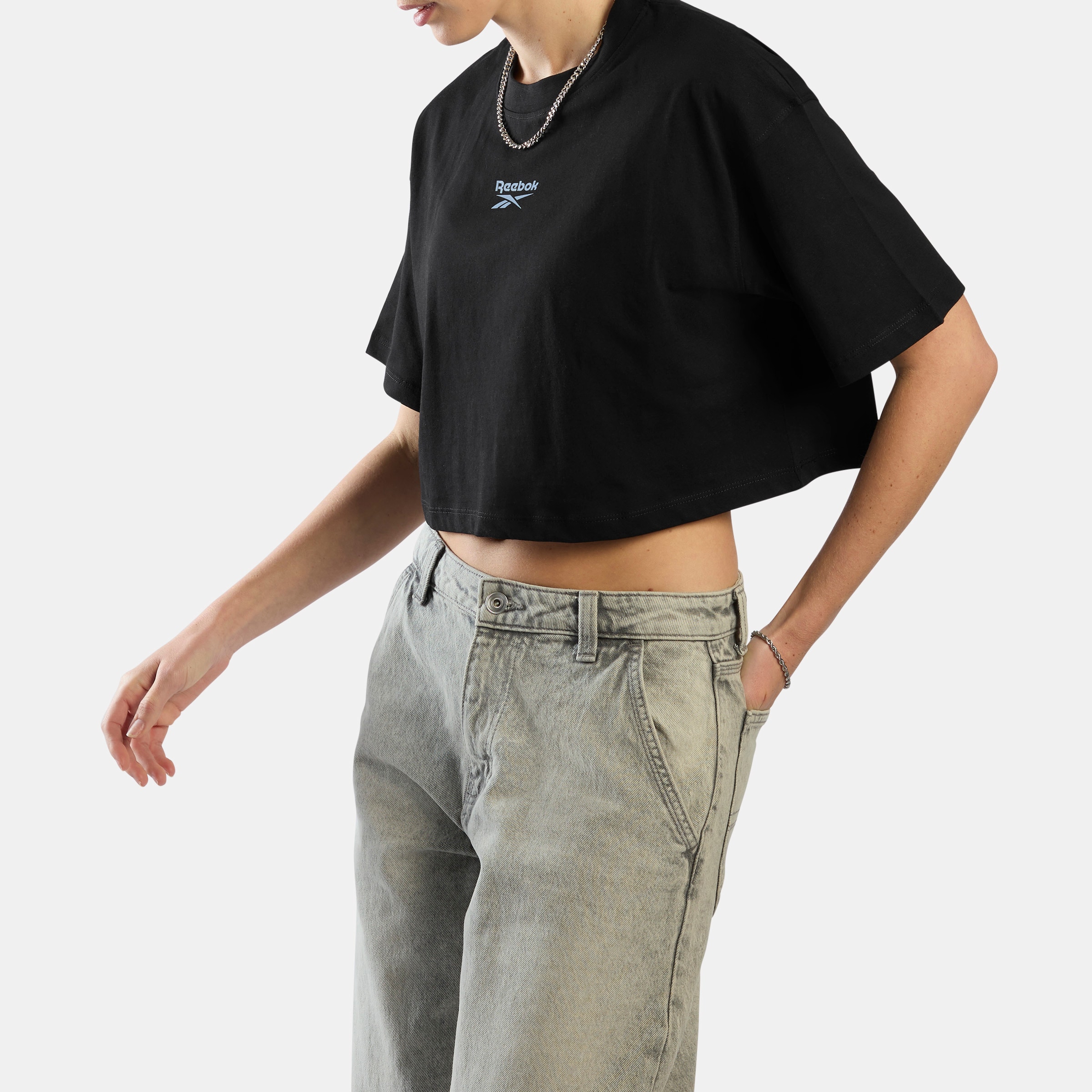 Image of Reebok T-Shirt "ID CROPPED BOX FIT T-SHIRT" mit Rundhalsausschnitt, aus Baumwolle, normale Länge