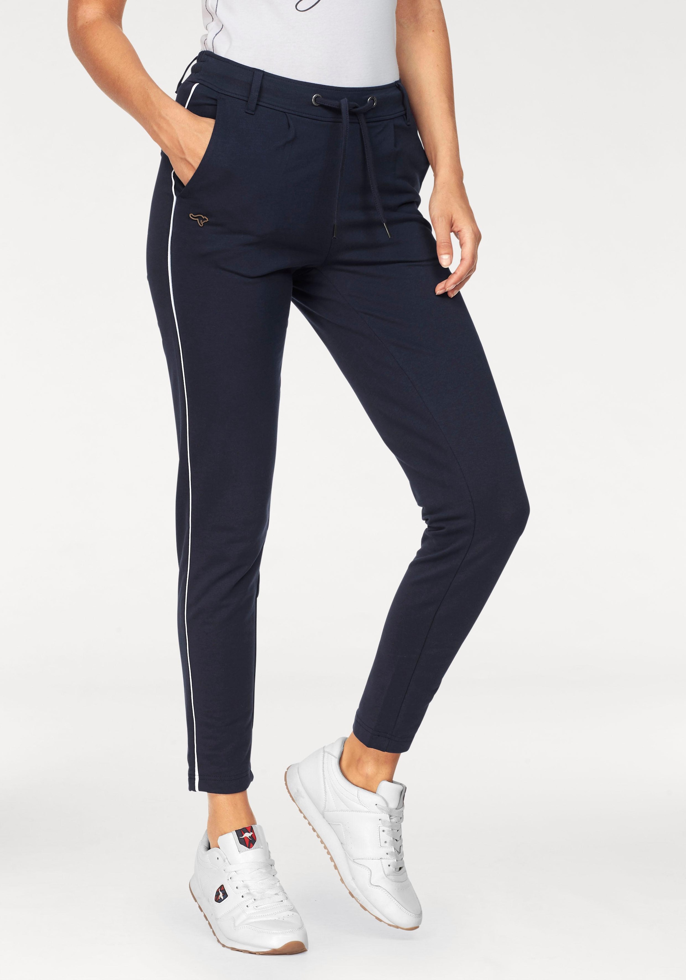 Image of KangaROOS Jogger Pants mit seitlichem Kontraststreifen