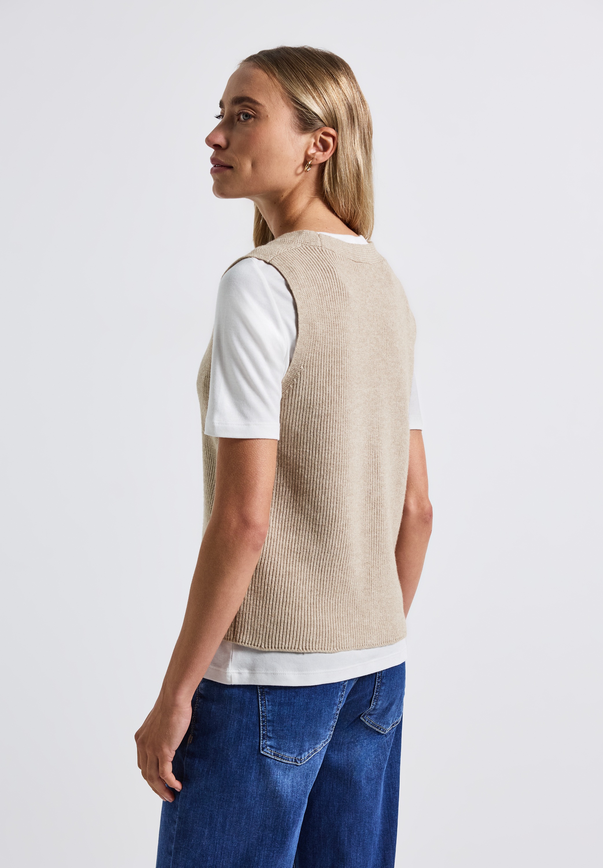 STREET ONE Strickweste, in Ripp-Optik und mit Knopfleiste