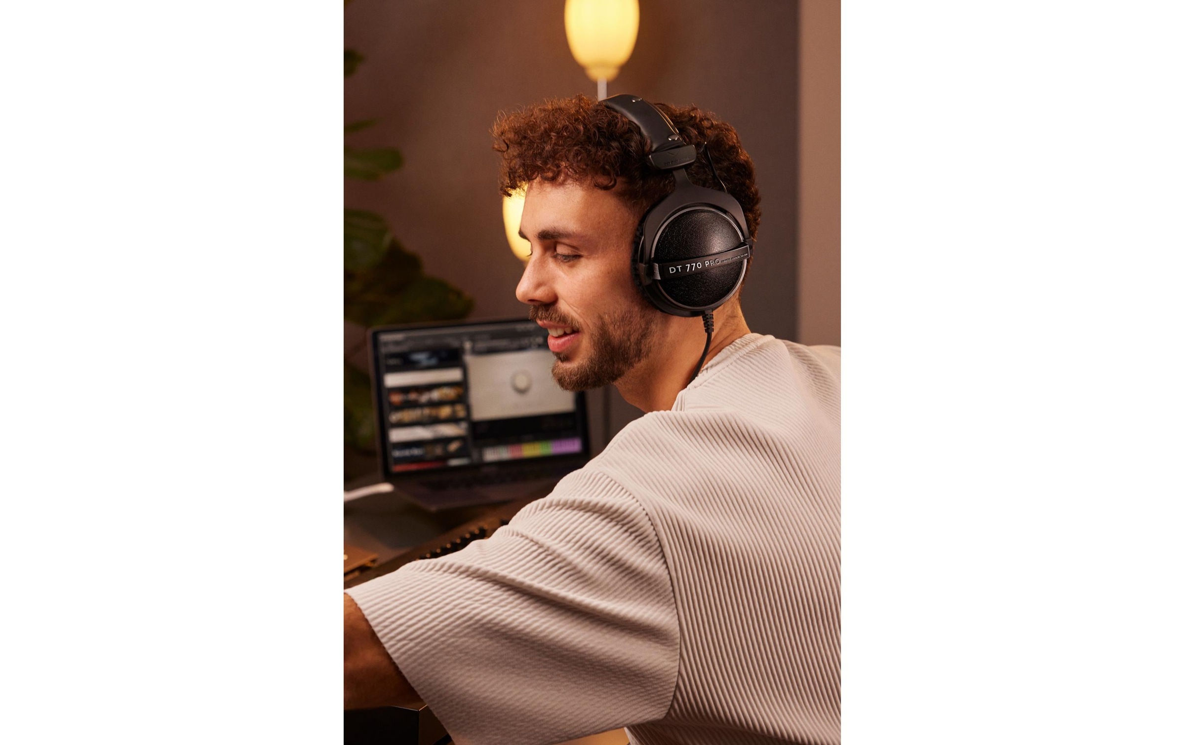 beyerdynamic Over-Ear-Kopfhörer »DT 770 Pro Black 250 Ω«