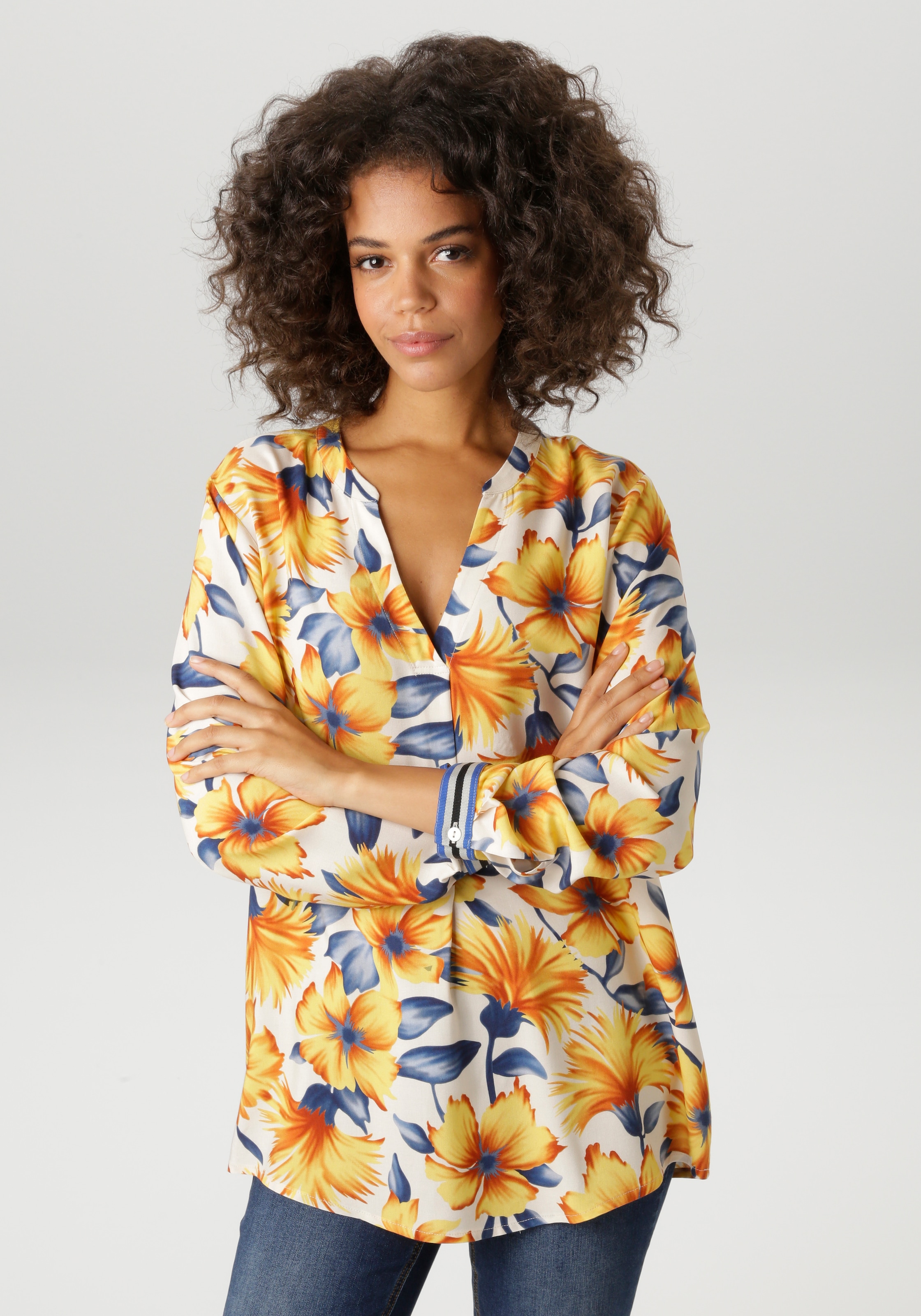 Image of Aniston CASUAL Schlupfbluse mit farbharmonischen, grossflächigen Blüten bedruckt