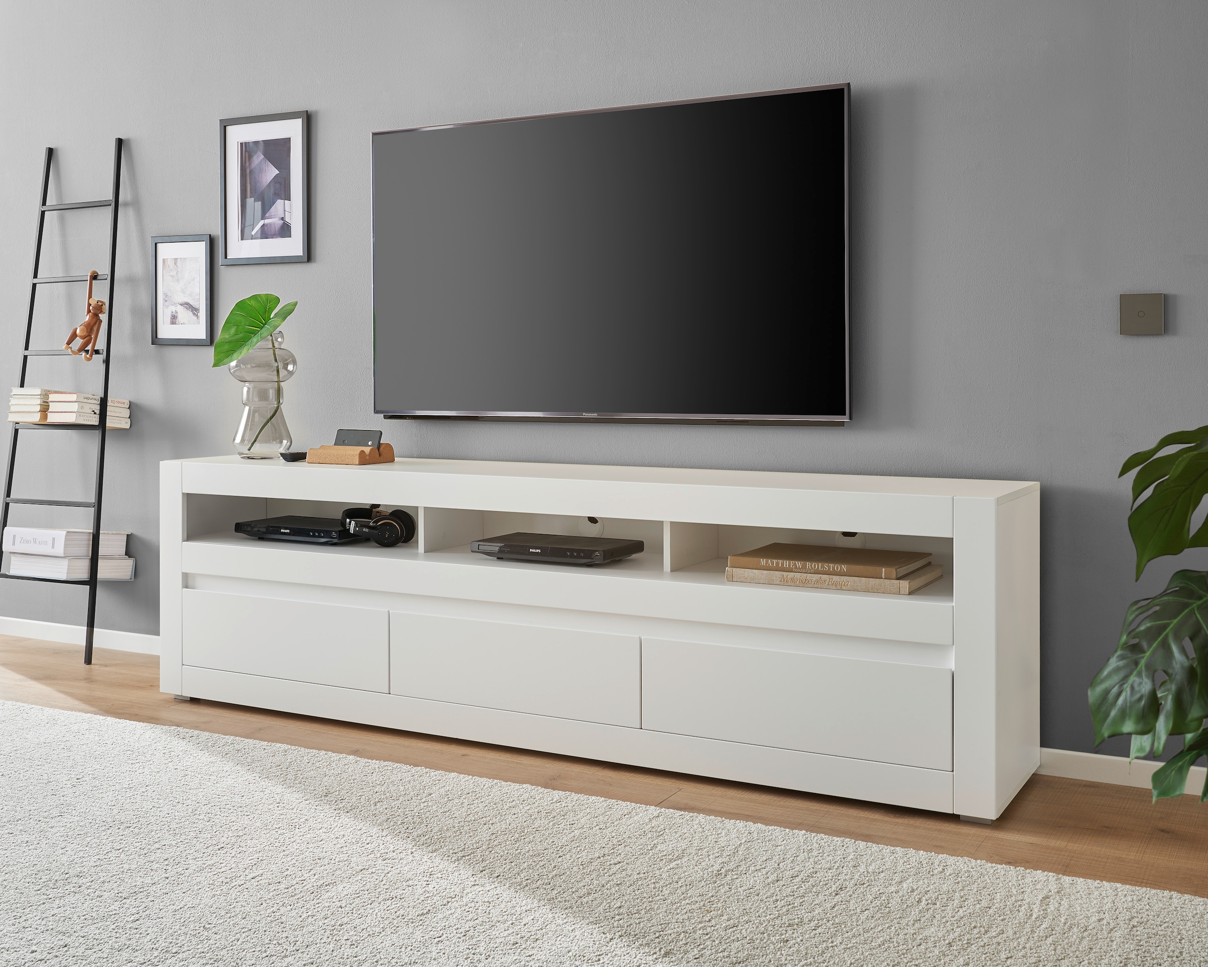 INOSIGN Lowboard »Chester, moderner TV-Unterschrank, Kommode mit Stauraum, Weiss Matt«, (1 St.), austauschbare Blende in Griffleiste, zeitloses Design, 217 cm breit
