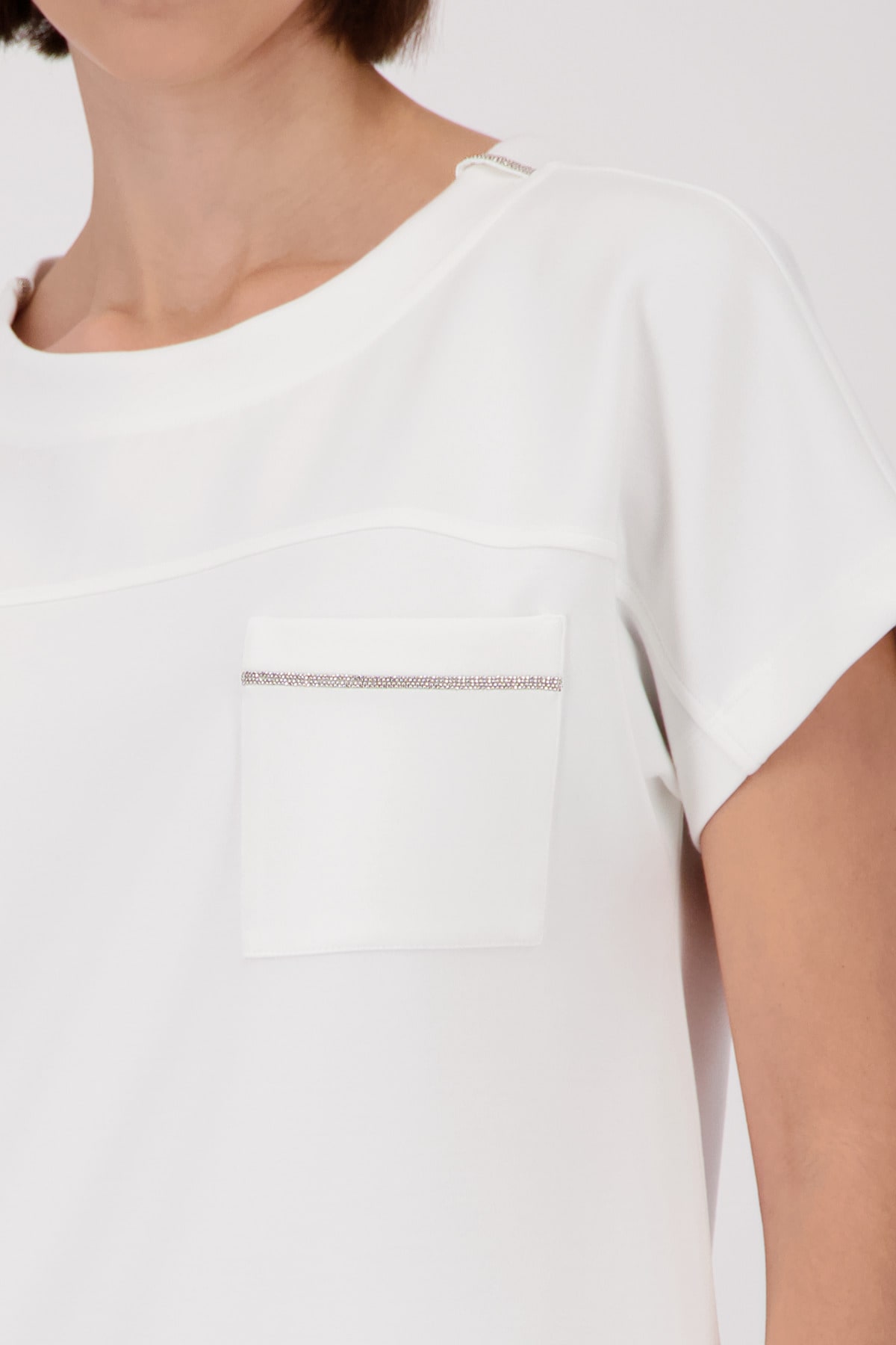 Monari Sweatshirt »Sweatshirt Basic Kette«, mit aufgesetzter Schmucktasche
