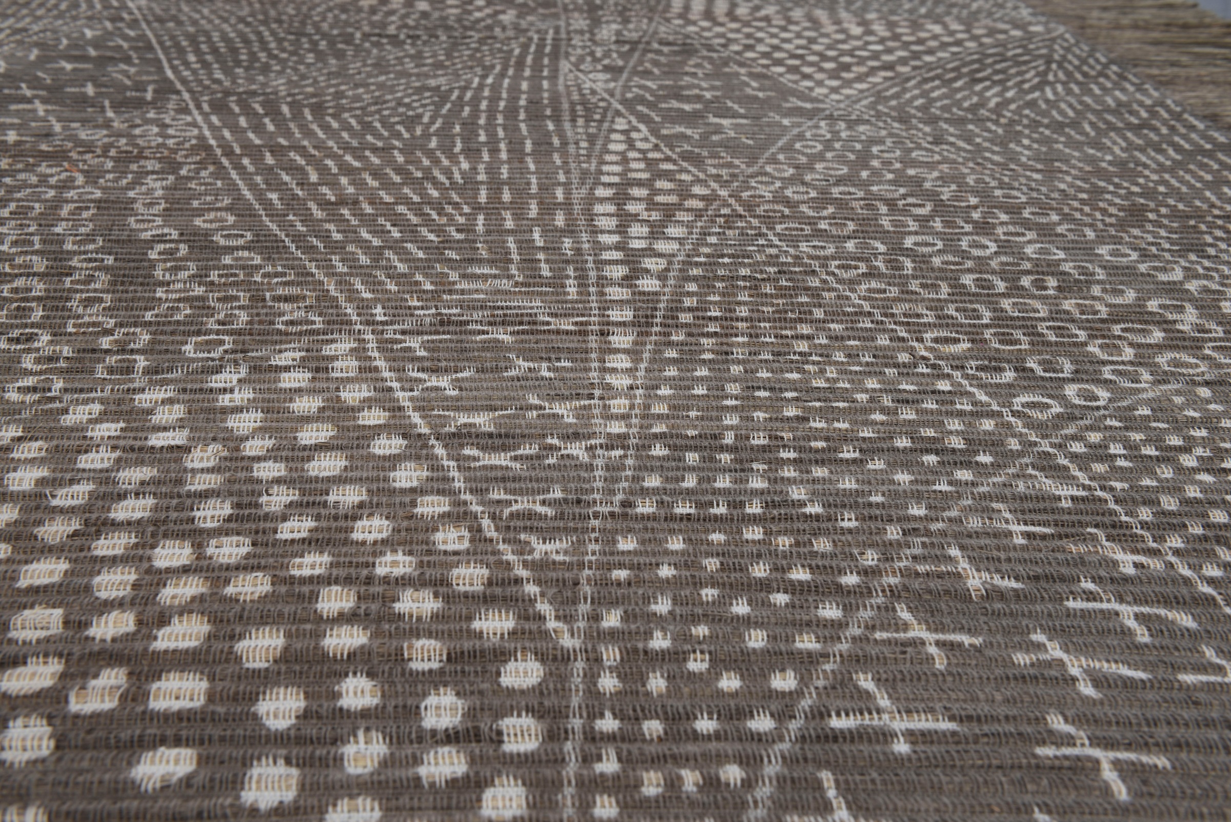 DIE HAUSKUNST Teppich »Chiya Tiama 2«, rechteckig, 4 mm Höhe, Flachgewebe, handgewebt, mit Fransen