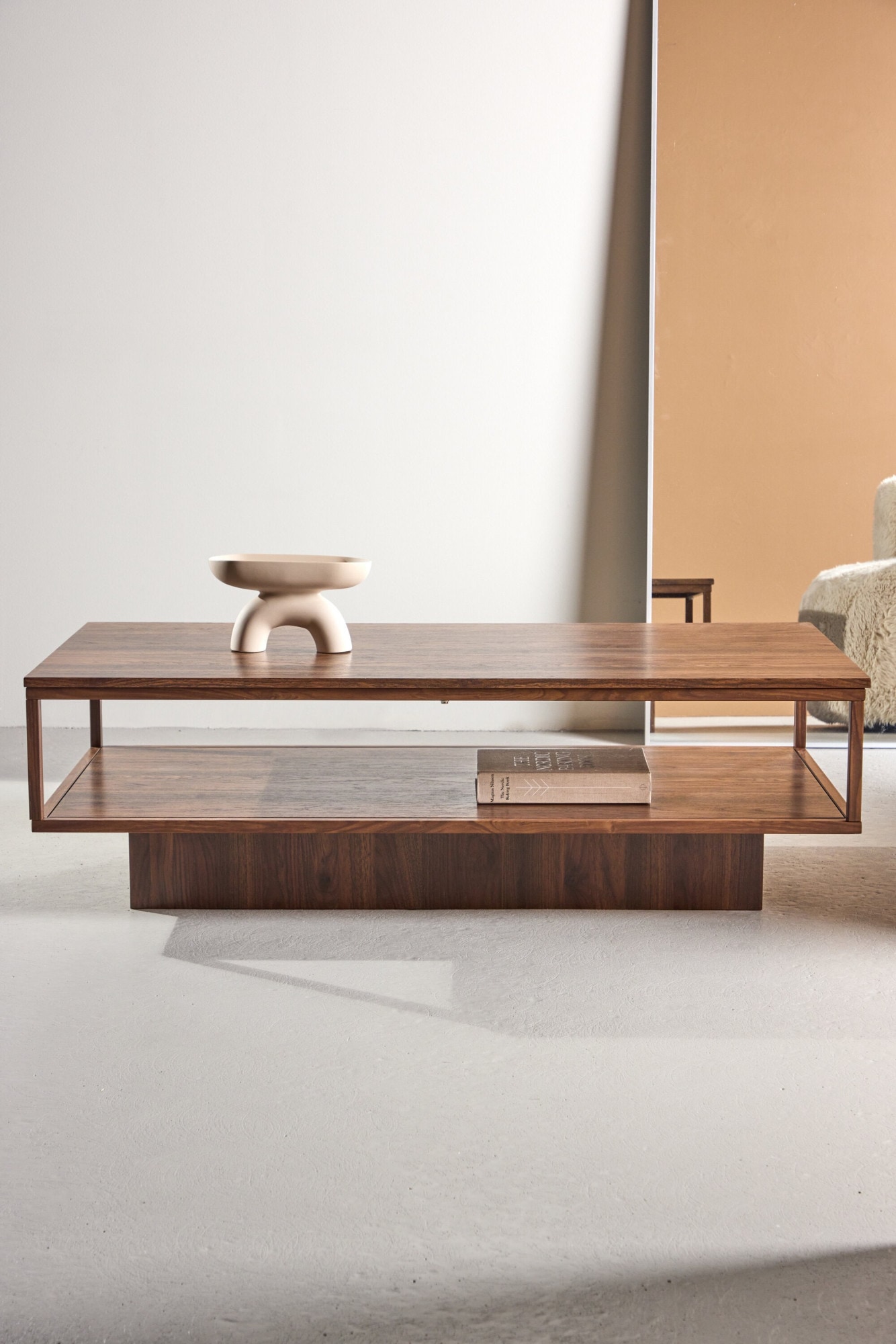 Venture Home Couchtisch »Maglehem, rechteckiger Couchtisch 130 × 60 cm in Walnussoptik« Sofatisch, MDF, Stahlgestell, Papierlaminat, rechteckig, modern