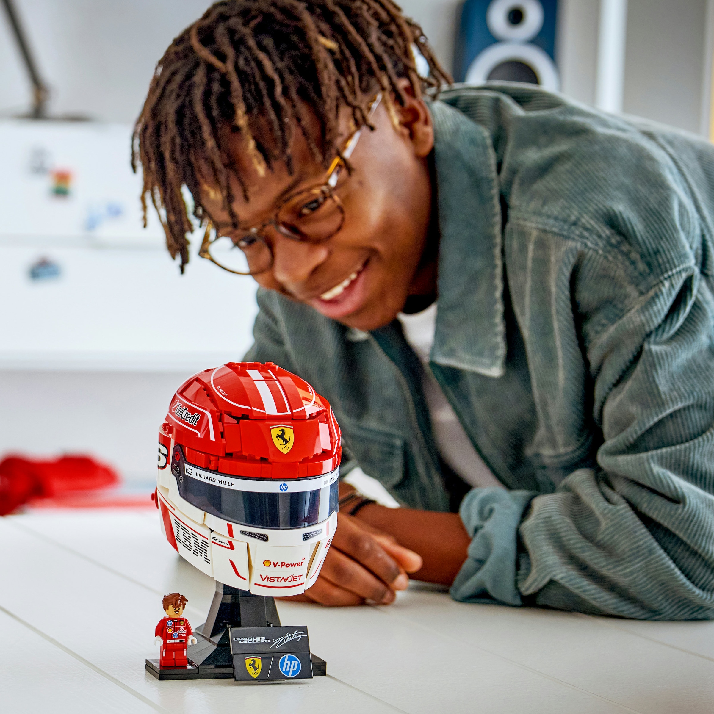 LEGO® Pions de construction »Scuderia Ferrari HP Charles Leclerc Helm (43014)« LEGO Editions Formula 1