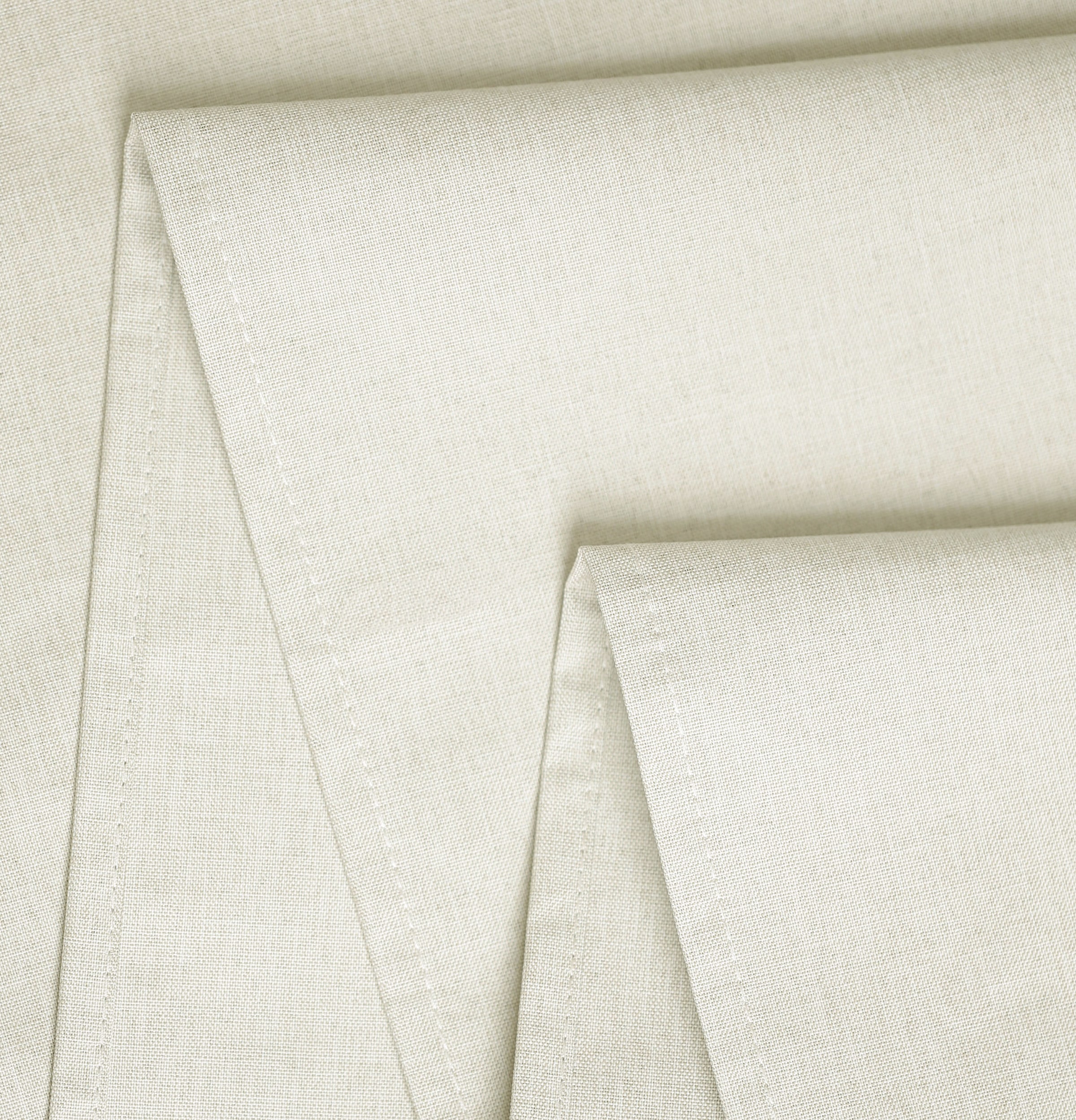 GOODproduct Tischläufer »Ozzie« Formstabil & pflegeleicht, gewebtes Design, uni, Dekoration, Esszimmer