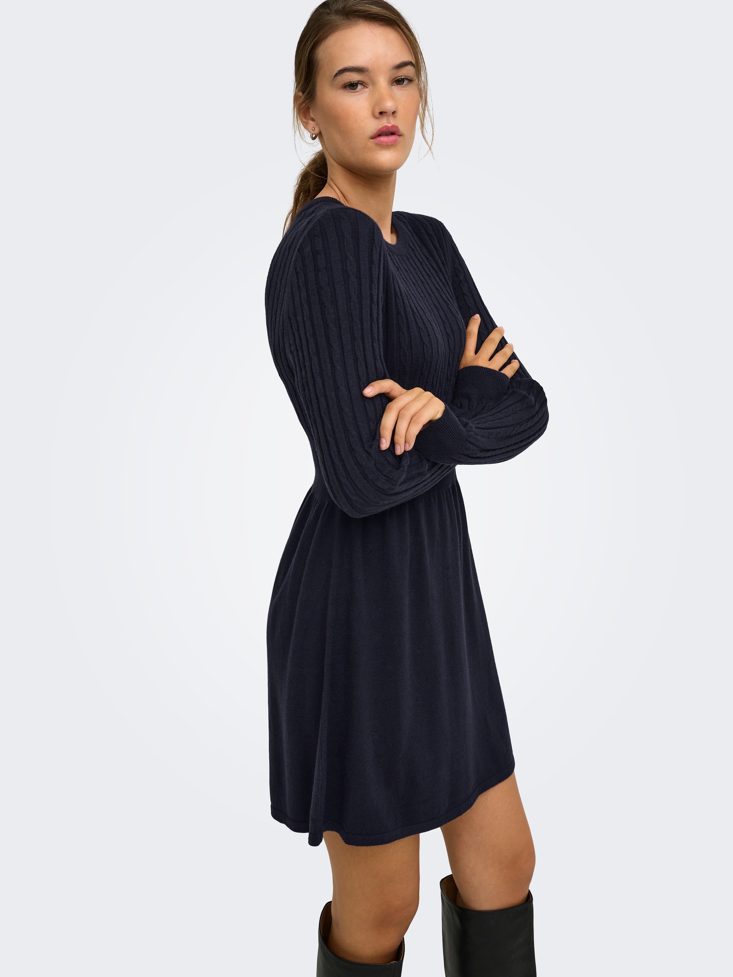 ONLY Strickkleid »ONLFIA LS CABLE DRESS KNT« Viskosemischung, regular fit