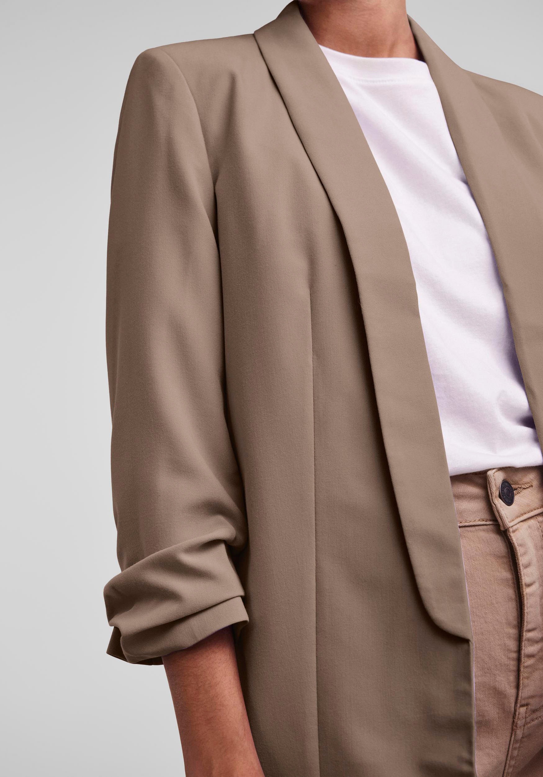 pieces Blusenblazer »PCBOSELLA 3/4 BLAZER NOOS«, mit Faltendetail am Ärmel