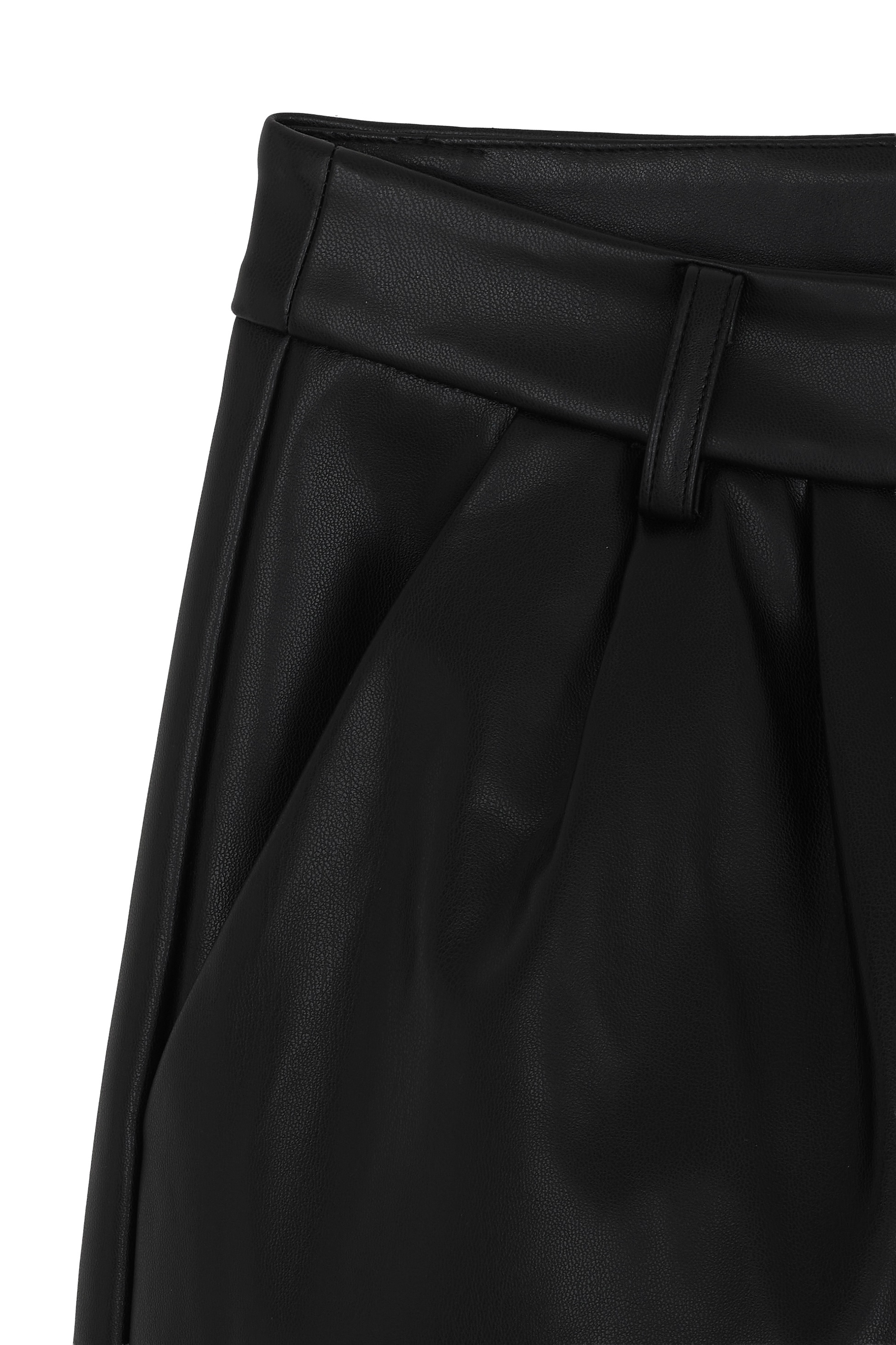 ONLY Shorts »ONLSARAMY FAUX LEATHER SHORTS OY OTW«