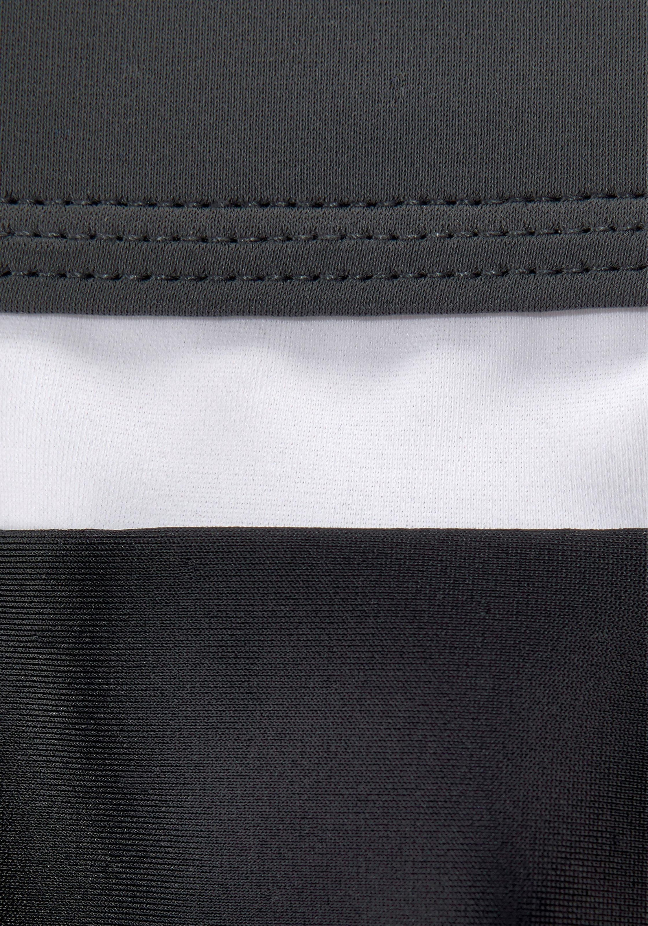 bugatti Boxer-Badehose »Claas«, mit kontrastfarbenen Details