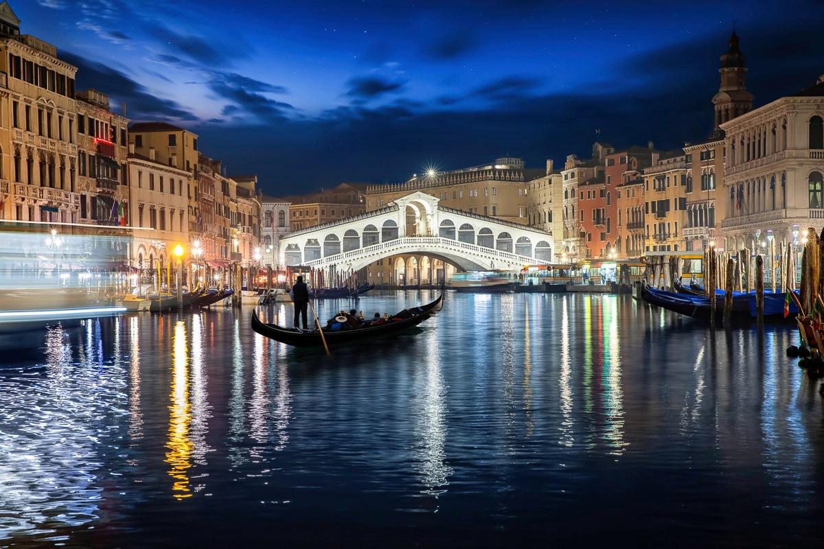 Papermoon Fototapete »Venedig bei Nacht«