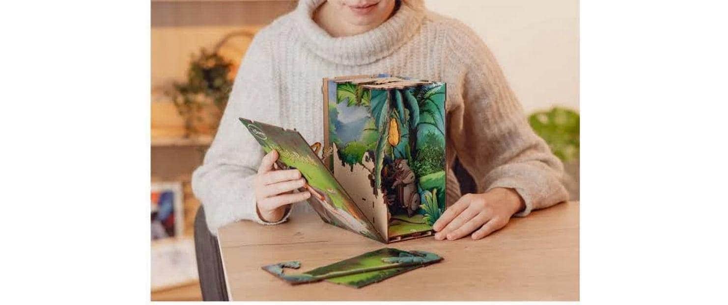 Revell® Modellbausatz »Book Nook, Tiny Adventures Disney Das Dschungelbuch« Buchstütze; mit LED-Beleuchtung