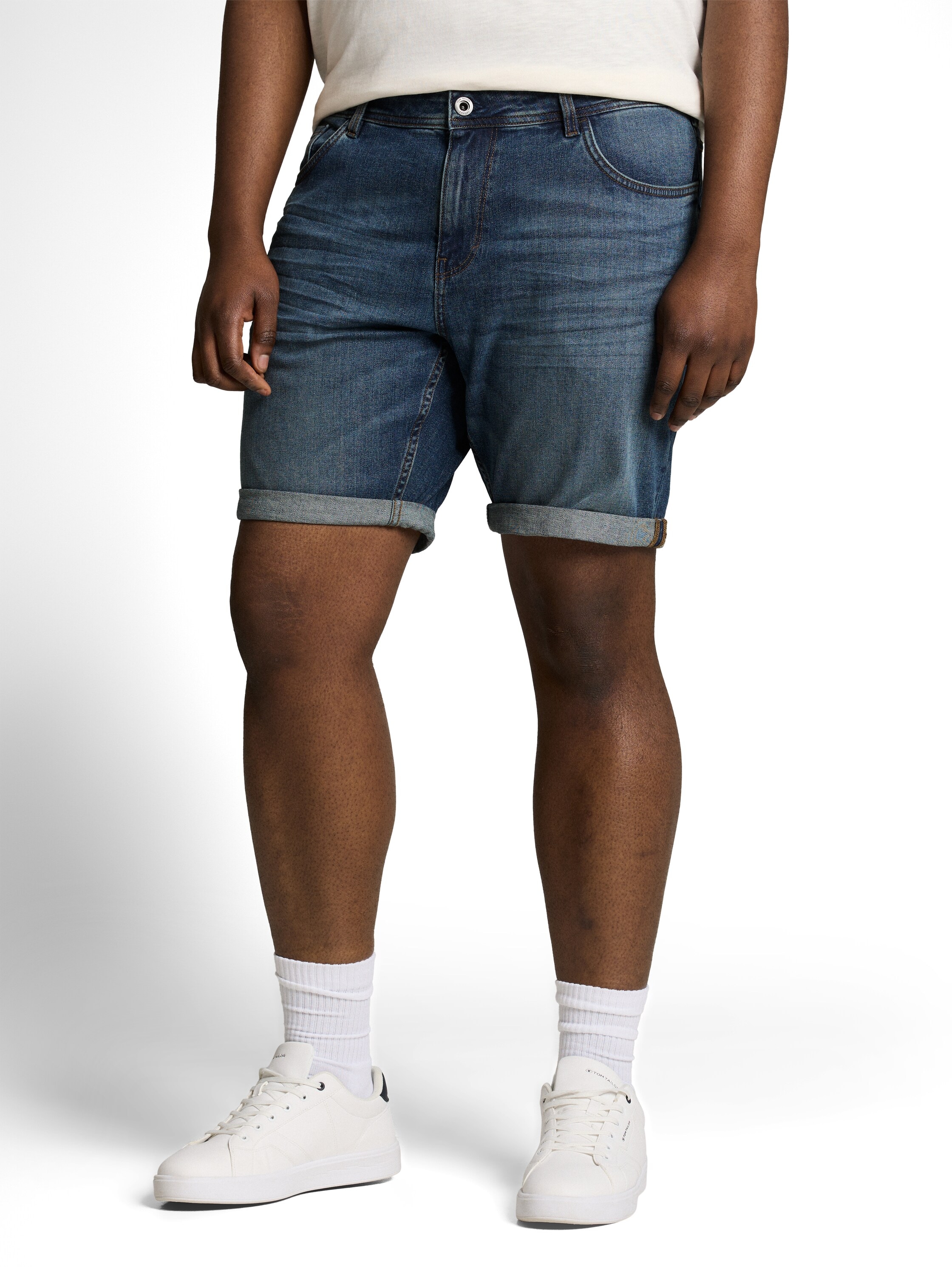 Image of TOM TAILOR PLUS Jeansshorts im 5-Pocket-Sytel - Grosse Grössen