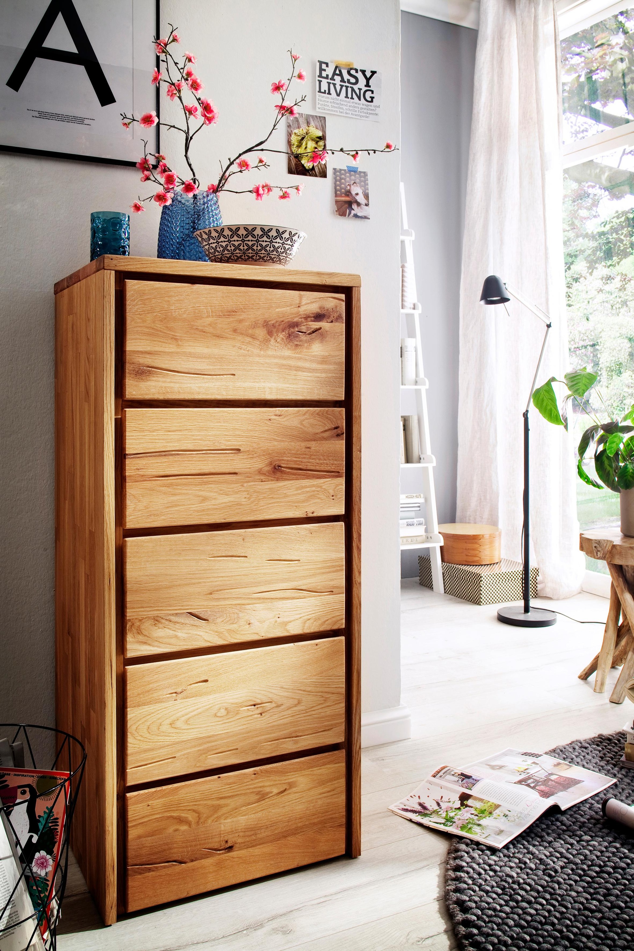 Image of Home affaire Kommode »Zetra«, aus Massivholz, alle Schubladen mit Soft-Close-Funktion, Breite 47 cm bei Ackermann Versand Schweiz