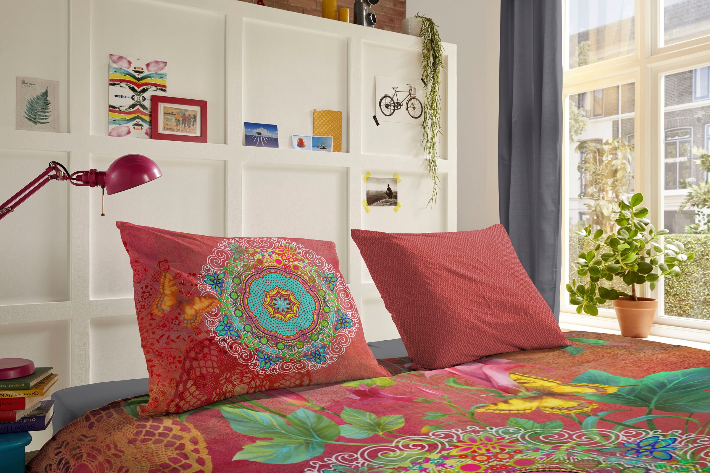 hip Wendebettwäsche »Novali«, Mako-Satin, 135x200, Reissverschluss, Wende, Mandala Blumen, Terrakotta