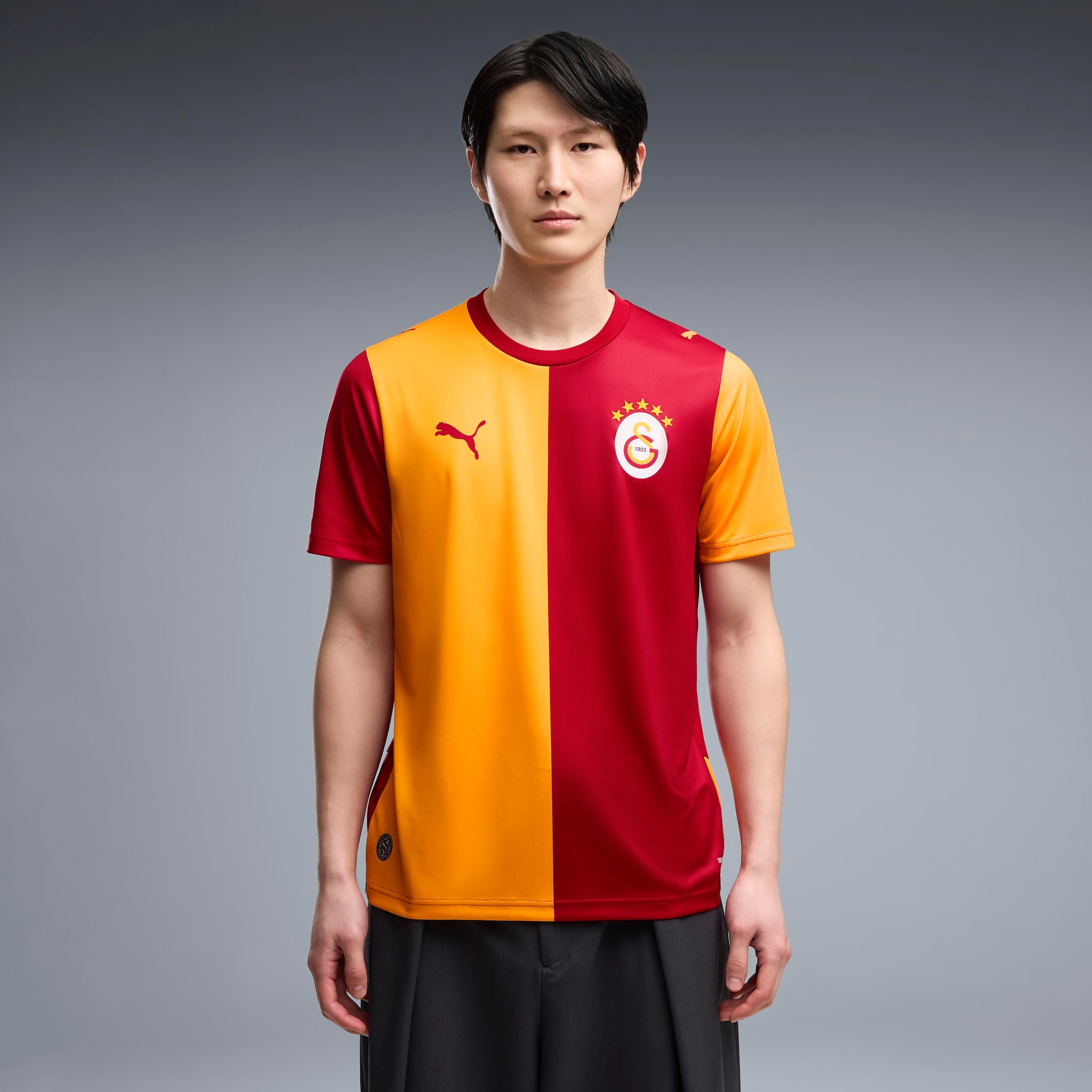 Image of PUMA Fussballtrikot "GSK HOME JERSEY REPLICA" für Erwachsene, mit Kurzarm, atmungsaktiv, leicht, Regular Fit