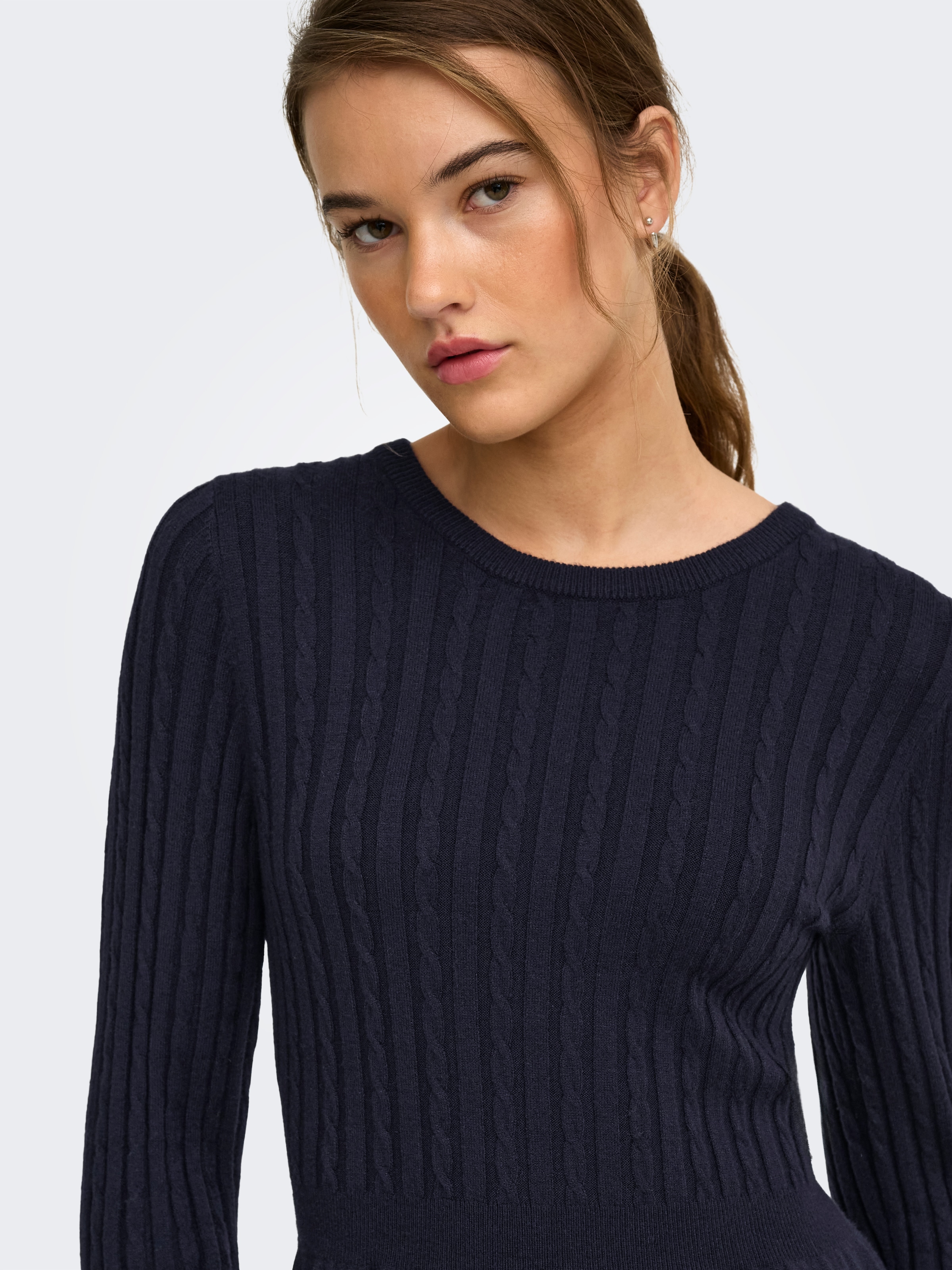ONLY Strickkleid »ONLFIA LS CABLE DRESS KNT« Viskosemischung, regular fit