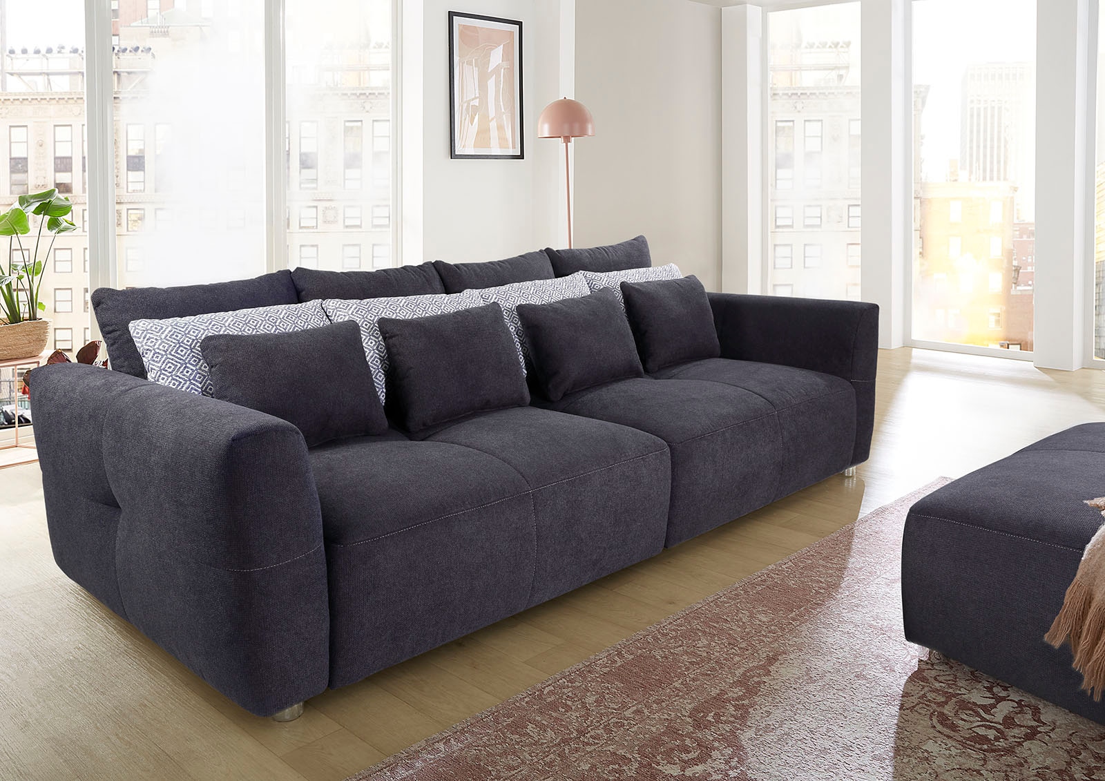 versandkostenfrei kuscheligen, Sitzkomfort angenehmen mit Federkernpolsterung ♕ INOSIGN trendigen Design auf für im Big-Sofa,