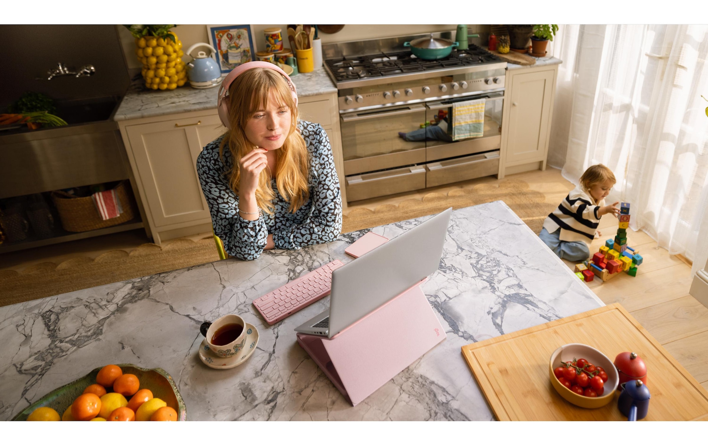 Logitech Clavier de tablette »Cover Casa Pop-Up Desk« ()