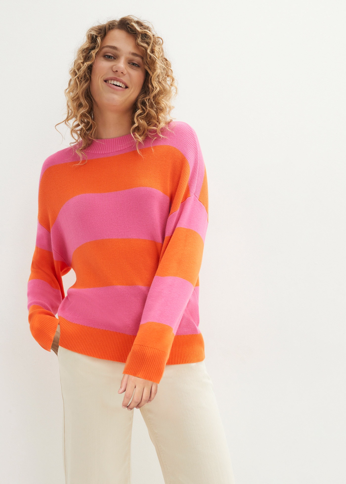 Image of bonprix Strickpullover aus Viskose und Polyamid, ohne Verschluss, gestreiftes Design