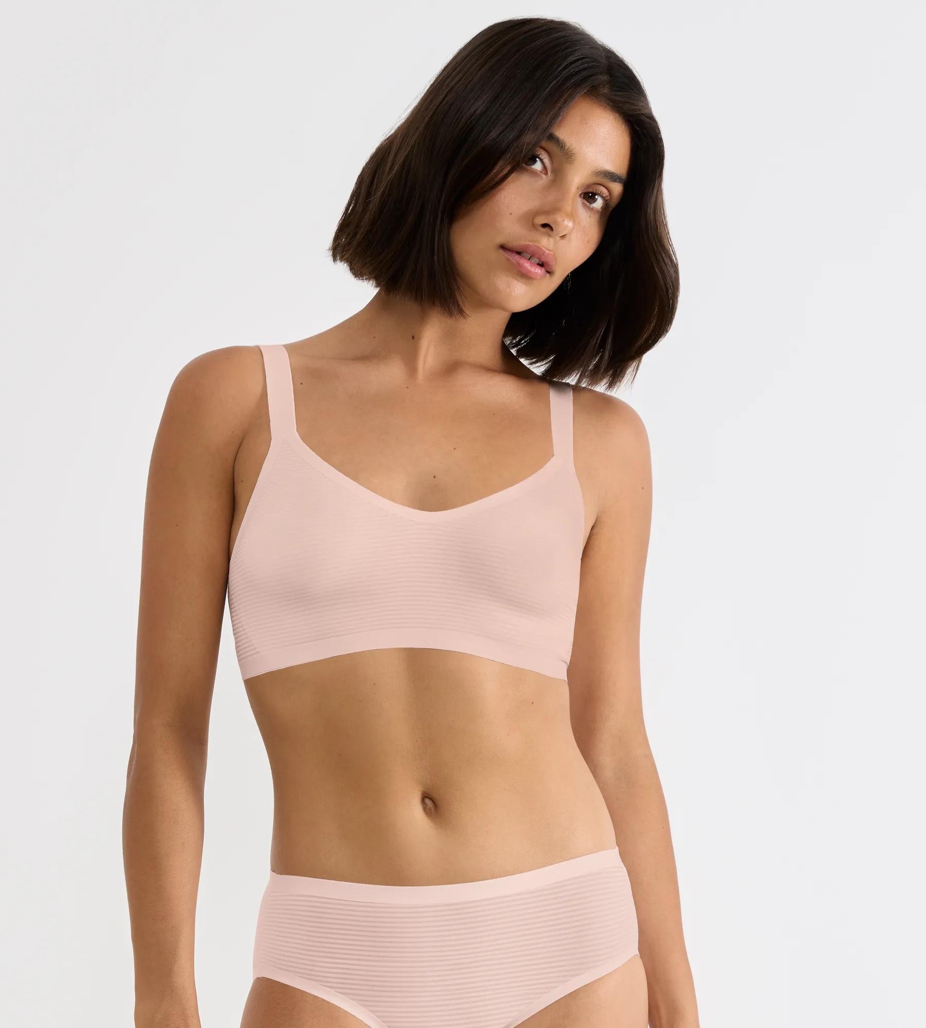sloggi Brassière »ZERO Feel Air« atmungskativ, semi-transparenter Look, doppellagig ohne Pads