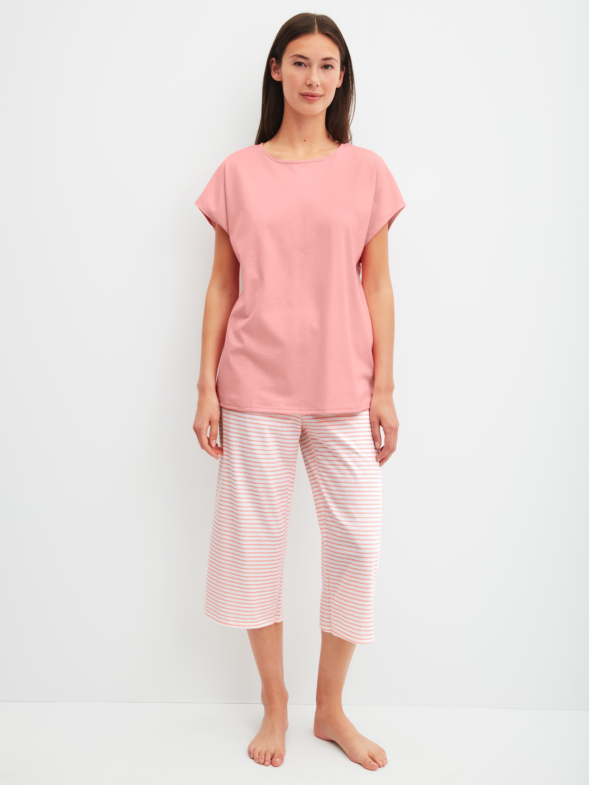 Image of CALIDA Capri-Pyjama "Lovely Nights" 2 mit kurzem Arm und Rundhalsausschnitt, weiche Single-Jersey Qualität