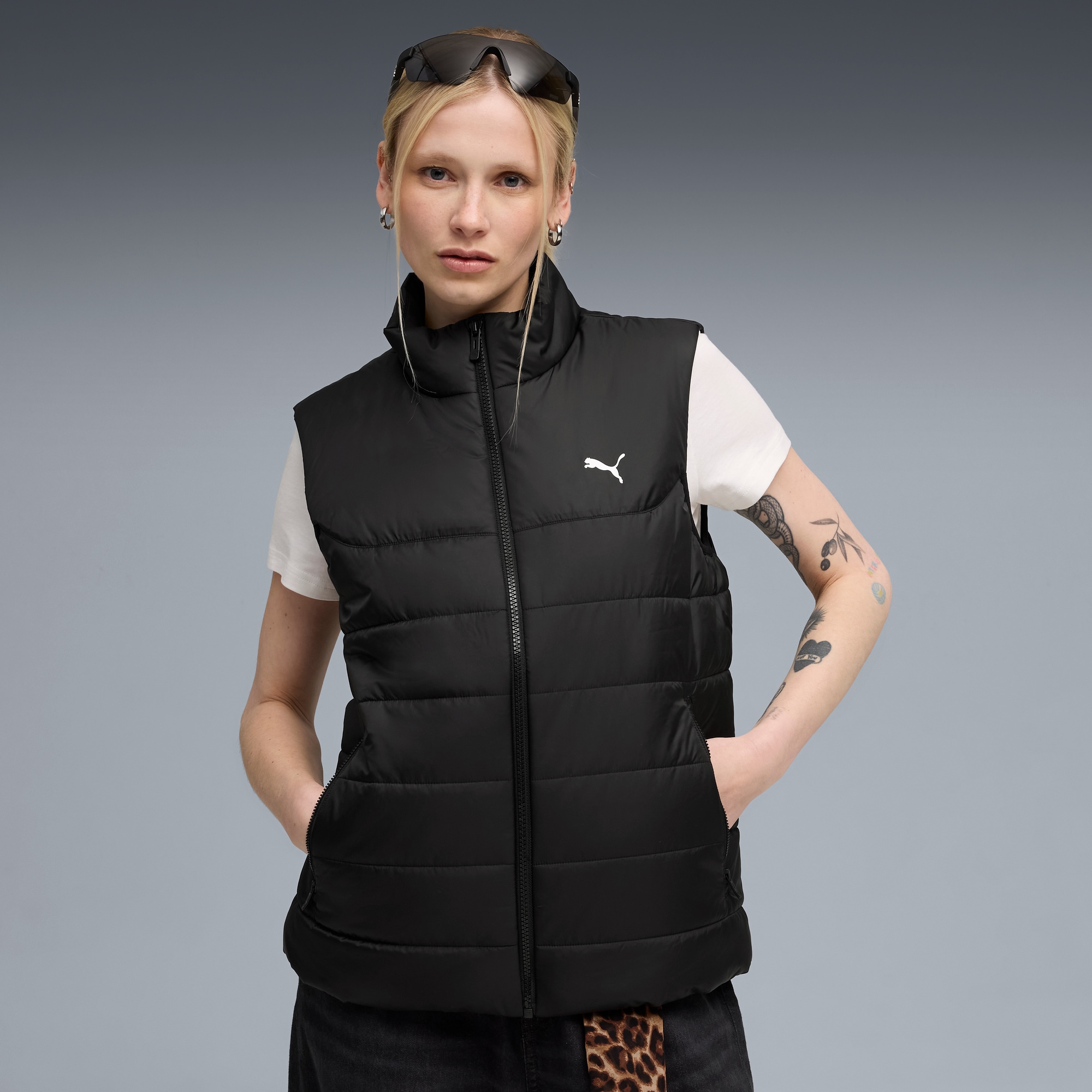 Image of PUMA Winterjacke "ESS PADDED VEST" ohne Kapuze mit Stehkragen, wasserabweisendes Material, mit Eingrifftaschen