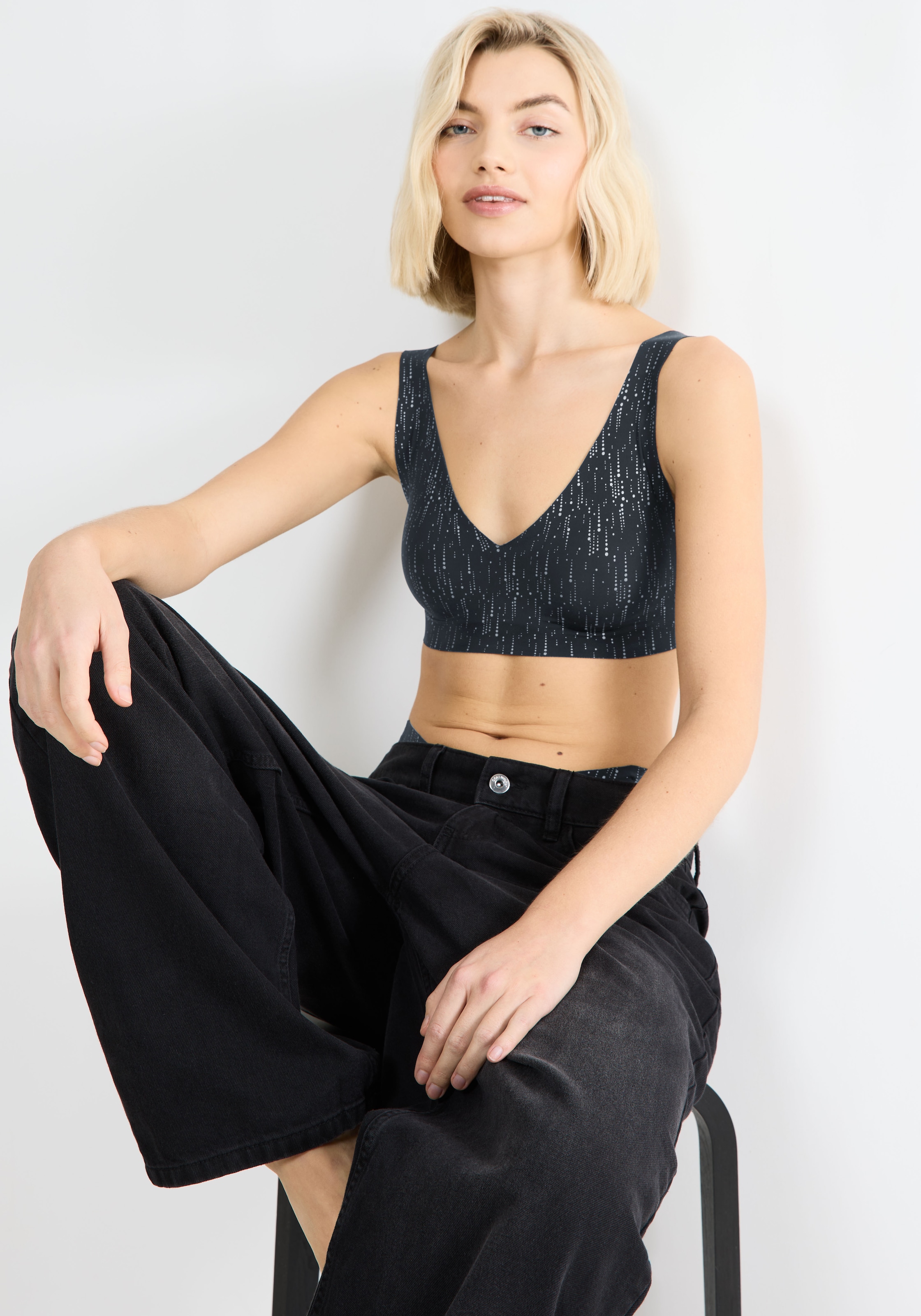 sloggi Bralette »ZERO Feel 2.0« nahtlos, unsichtbar, V-Ausschnitt, herausnehmbare Pads